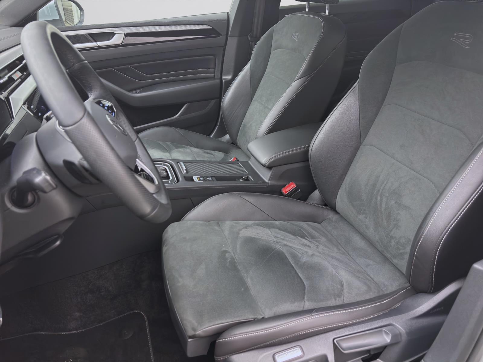 Volkswagen Arteon Shooting Brake 2.0 TSI DSG R-LINE NAVI AHK ACC