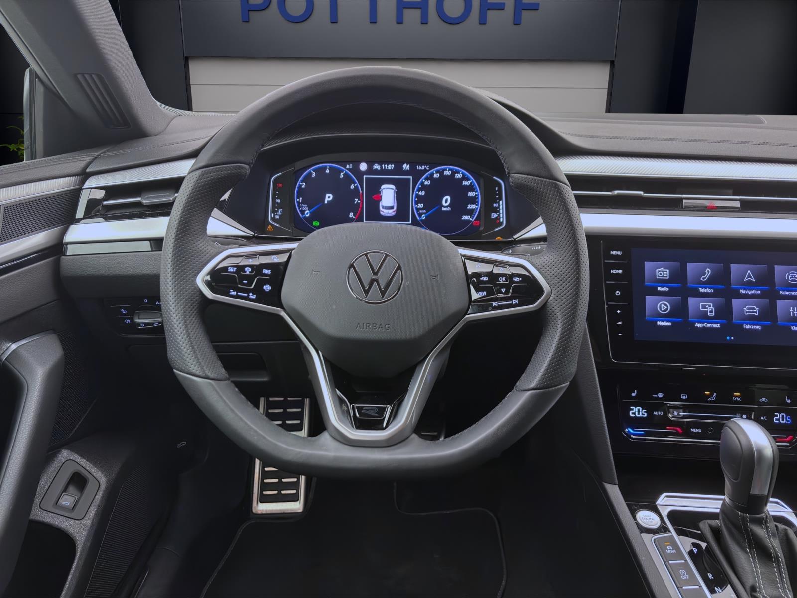 Volkswagen Arteon Shooting Brake 2.0 TSI DSG R-LINE NAVI AHK ACC