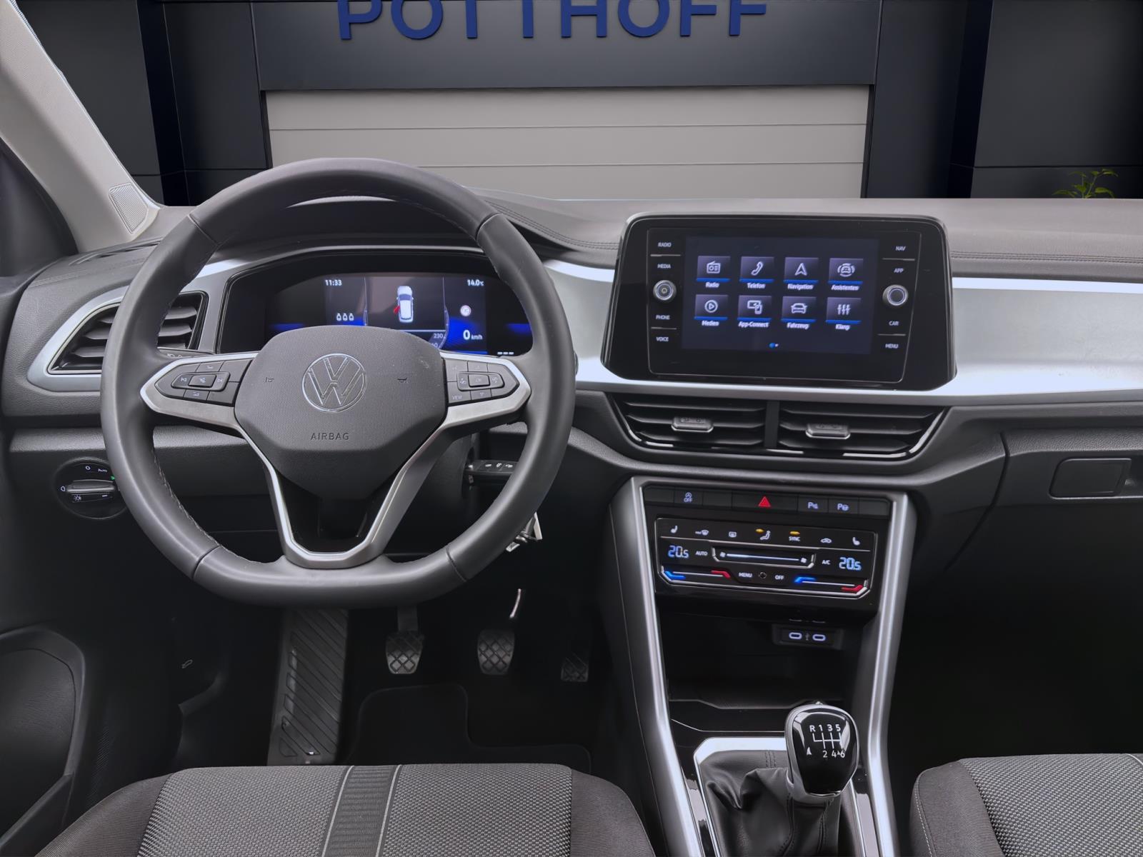 Volkswagen T-Roc 1.0 TSI LIFE NAVI LED SITZHZG DAB+