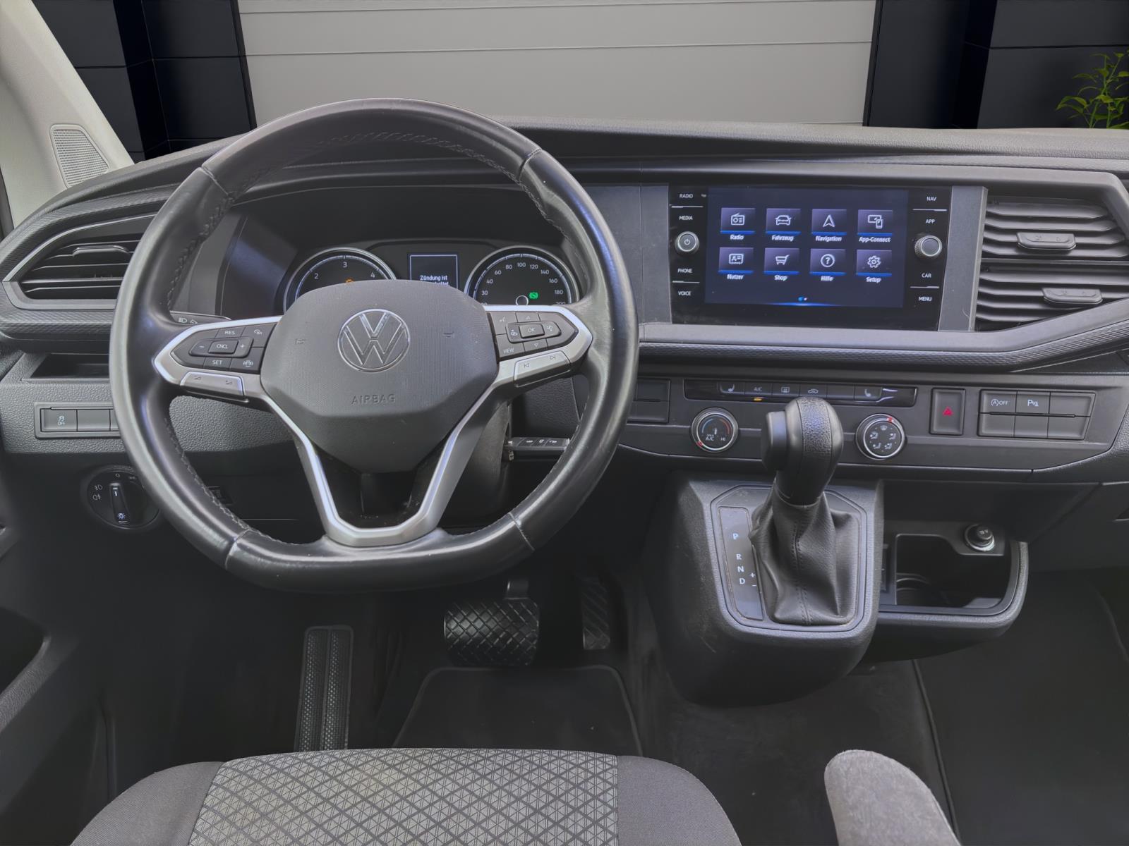 Volkswagen T6.1 Multivan 2.0 TDI DSG FAMILY NAVI AHK KAMERA