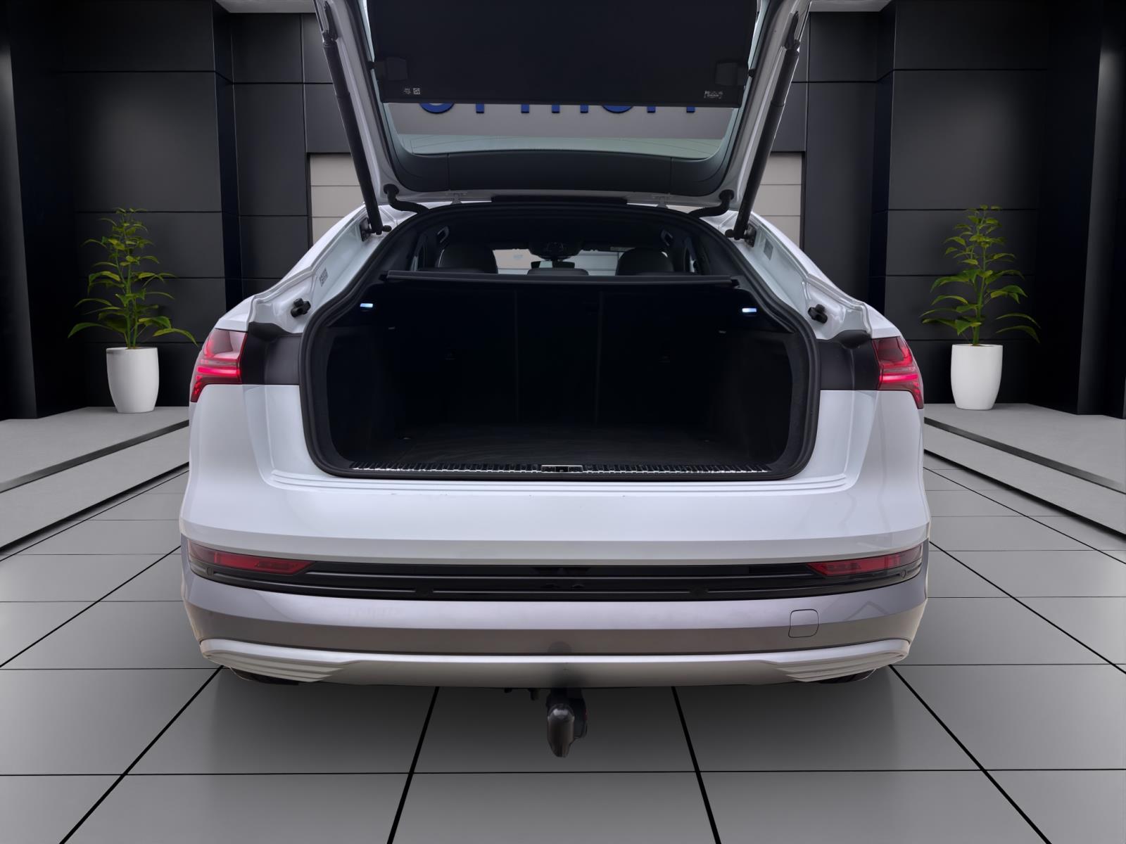 Audi e-tron Sportback 55 Q S-LINE AHK NAVI+ HuD KAMERA