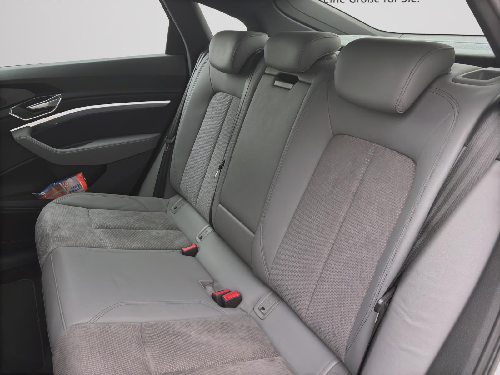 Audi e-tron Sportback 55 Q S-LINE AHK NAVI+ HuD KAMERA