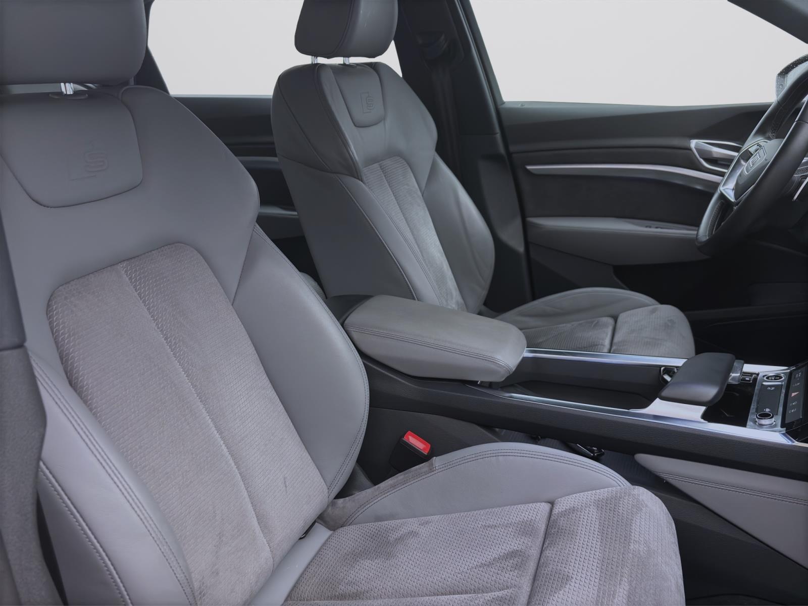 Audi e-tron Sportback 55 Q S-LINE AHK NAVI+ HuD KAMERA