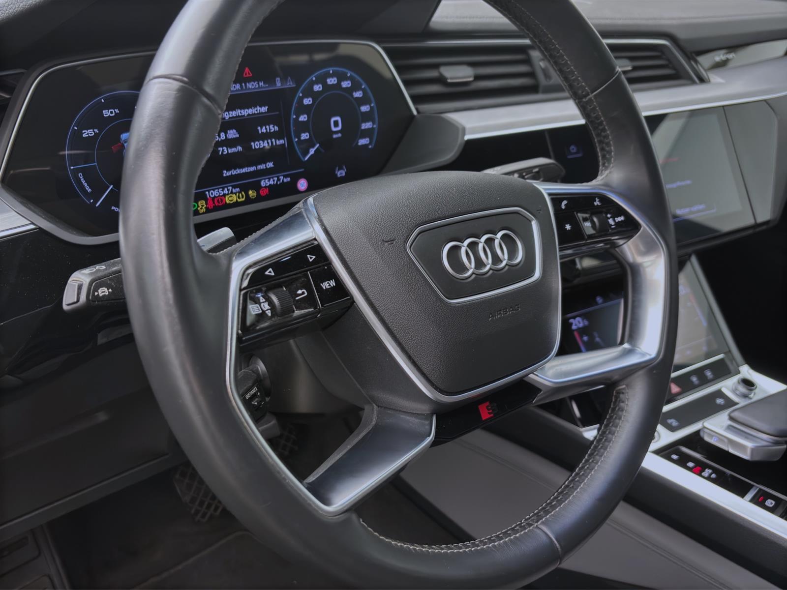Audi e-tron Sportback 55 Q S-LINE AHK NAVI+ HuD KAMERA