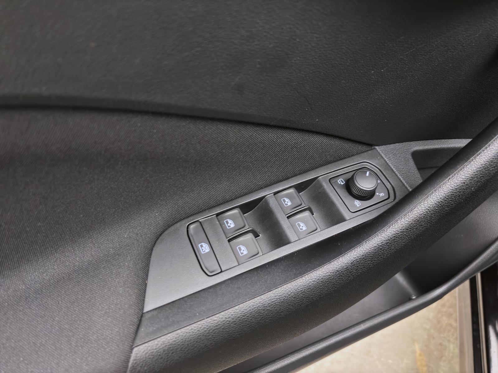 Skoda Kamiq 1.0 TSI DSG AMBITION KAMERA NAVI LED KLIMA
