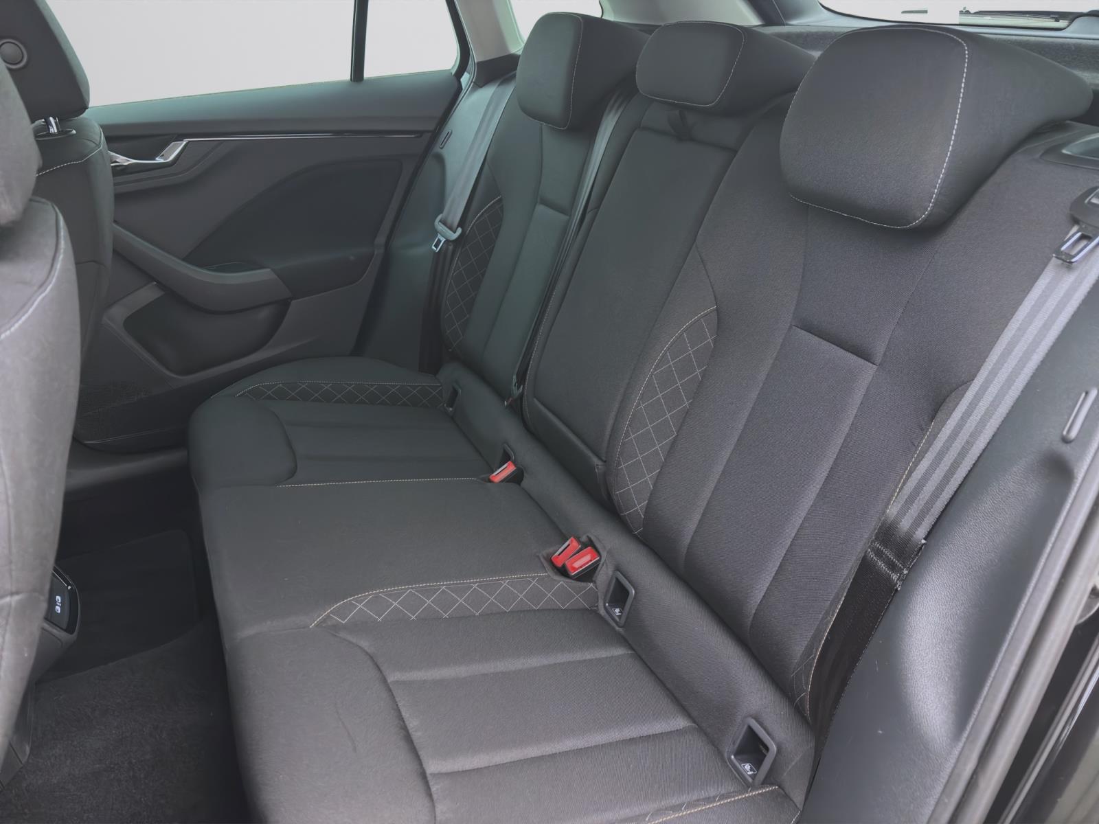 Skoda Kamiq 1.0 TSI DSG AMBITION KAMERA NAVI LED KLIMA