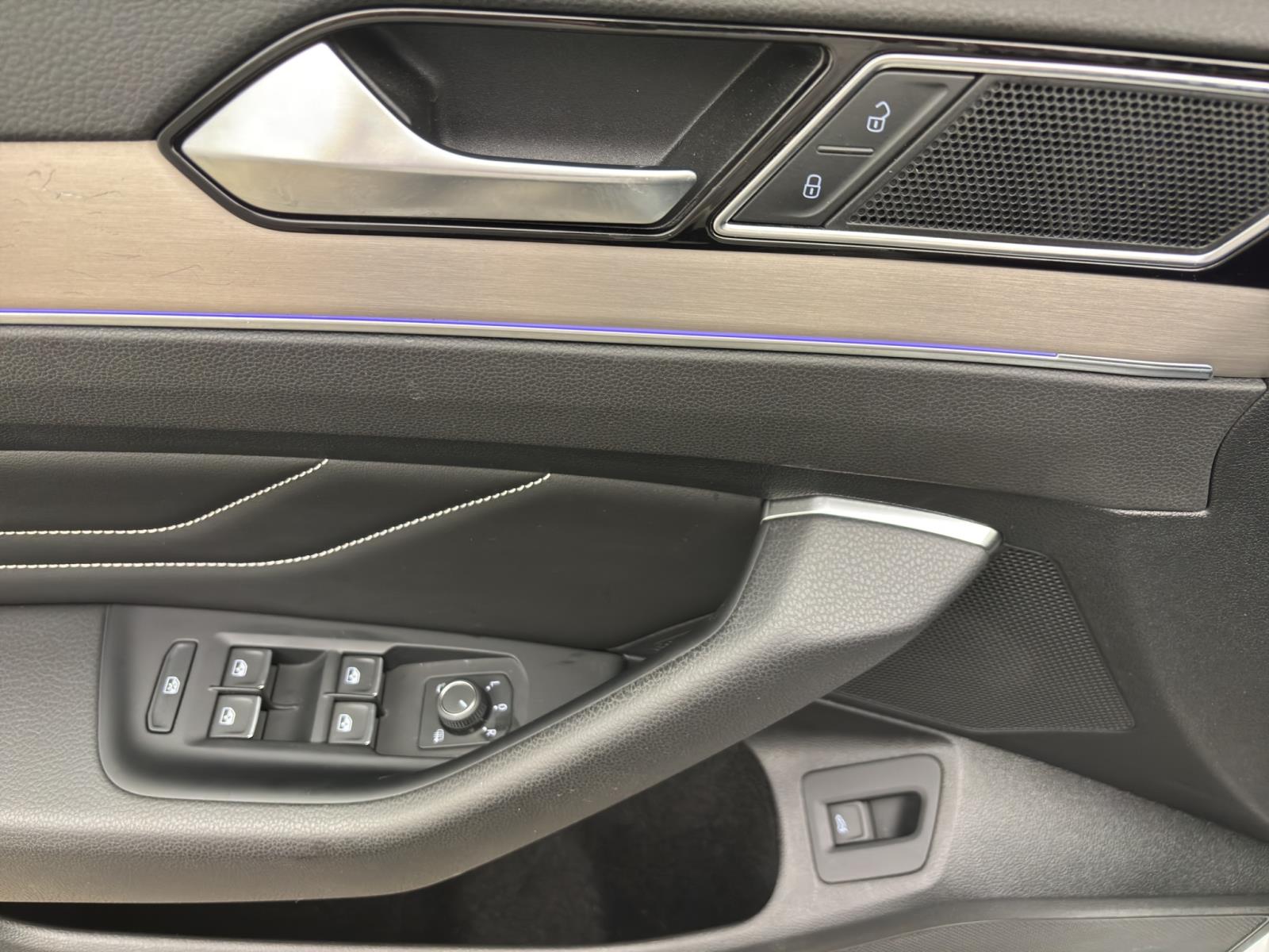 Volkswagen Passat Variant 2.0 TDI DSG ELEGANCE STDHZG AHK KAMERA