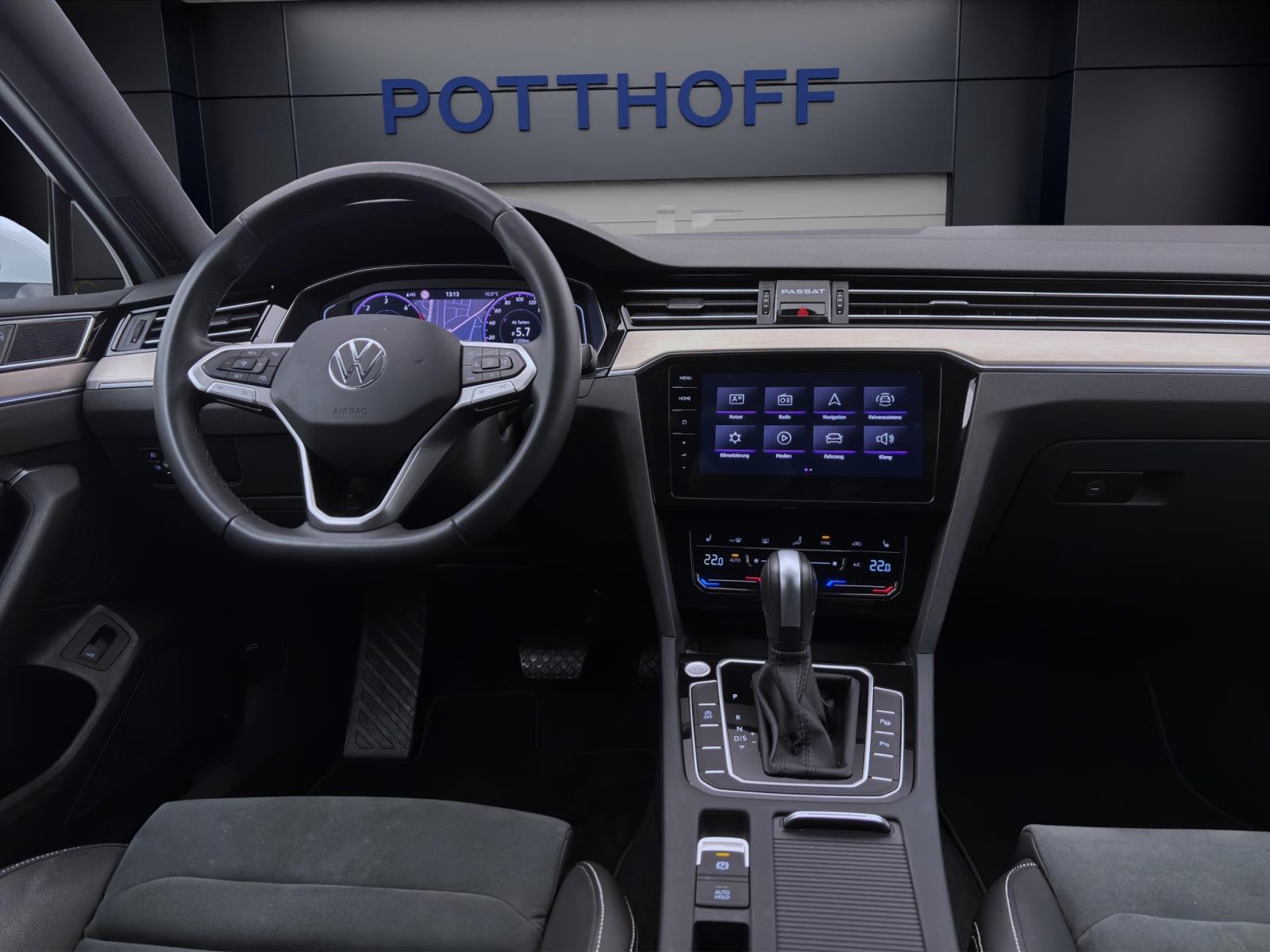Volkswagen Passat Variant 2.0 TDI DSG ELEGANCE STDHZG AHK KAMERA