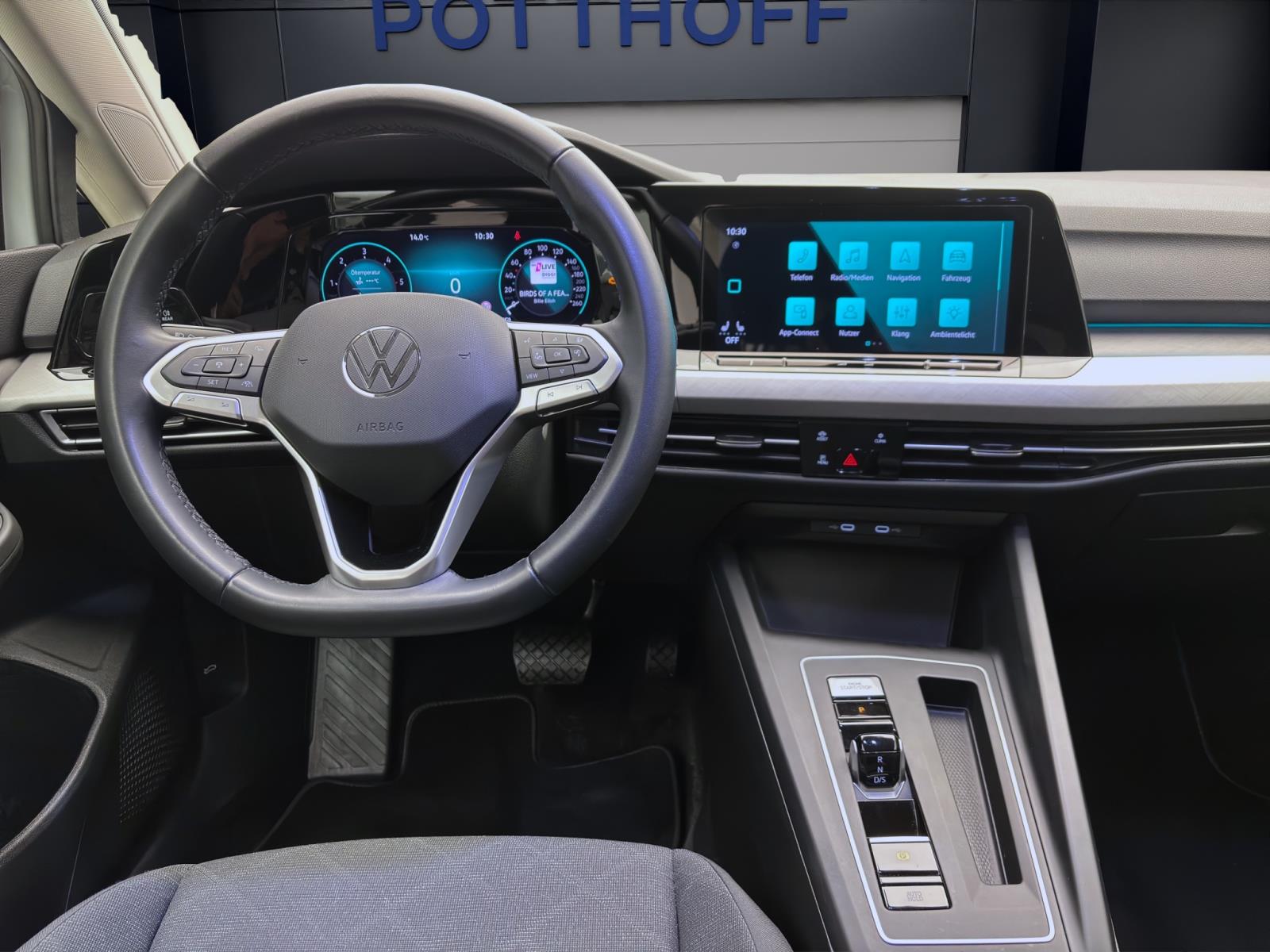 Volkswagen Golf Variant 2.0 TDI DSG LIFE NAVI KAMERA PDC