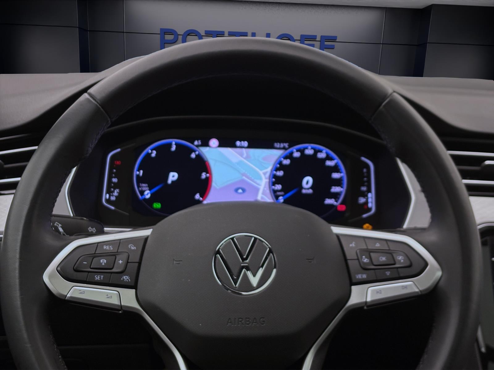 Volkswagen Passat Variant 2.0 TDI DSG BUSINESS PANO AHK KAMERA NAVI