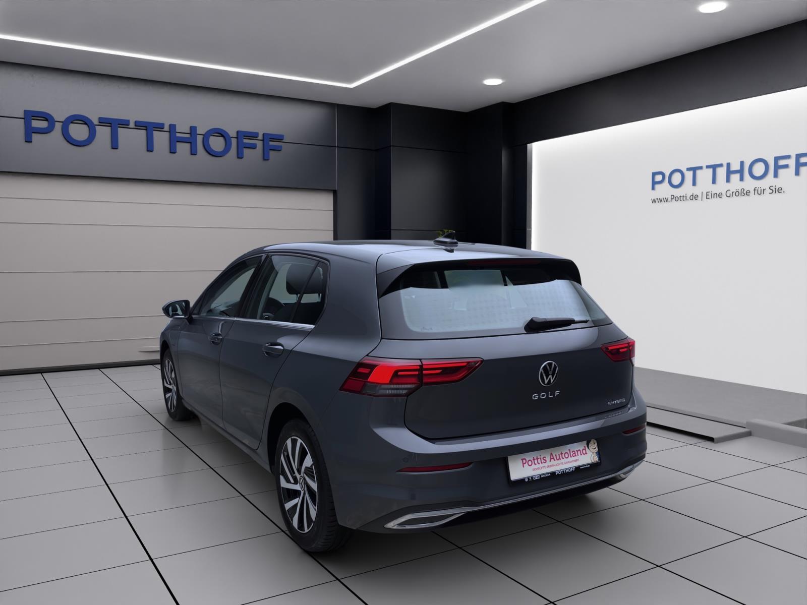 Volkswagen Golf 1.4 eHybrid STYLE NAVI KAMERA PDC LED