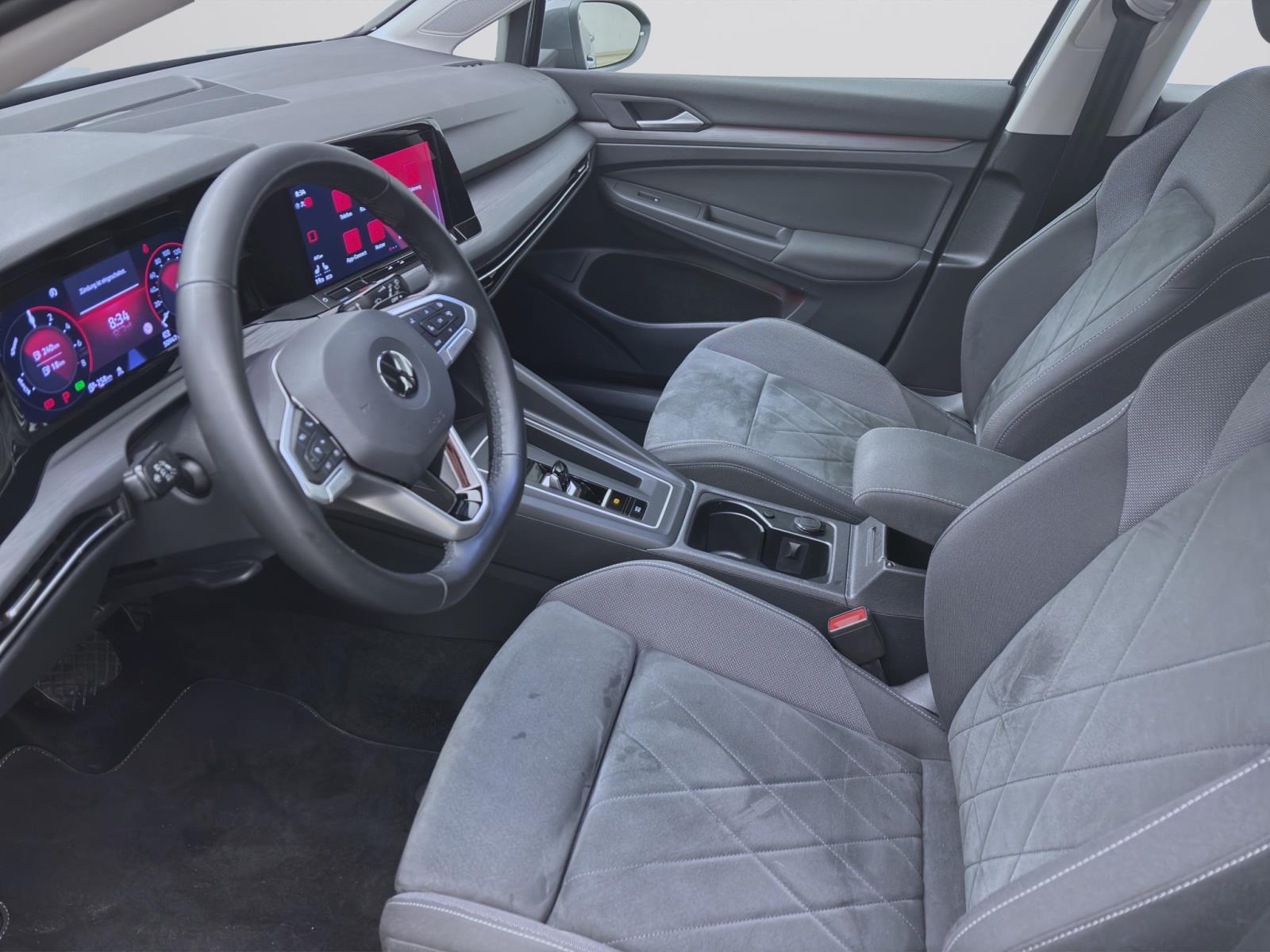 Volkswagen Golf 1.4 eHybrid STYLE NAVI KAMERA PDC LED