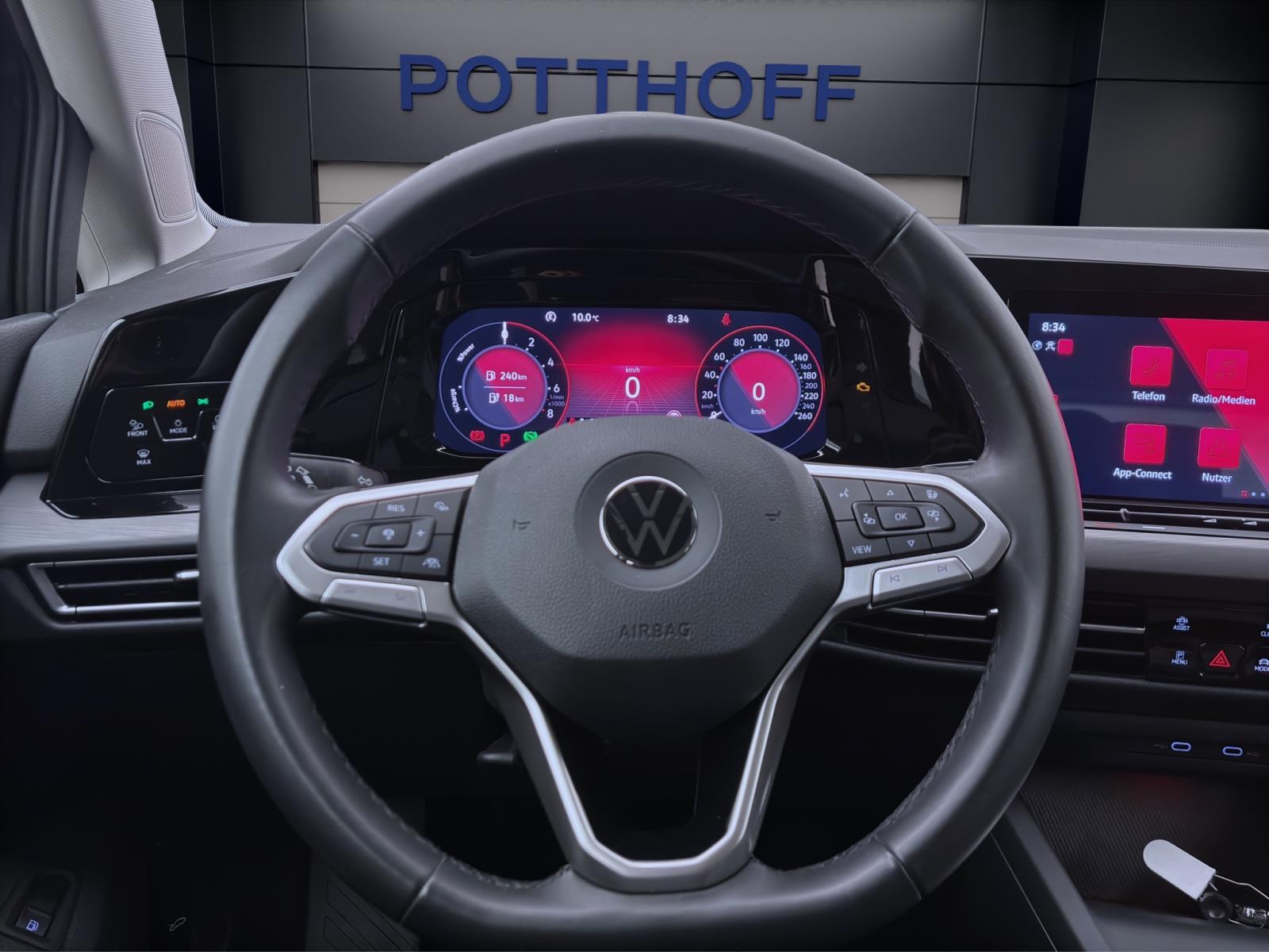 Volkswagen Golf 1.4 eHybrid STYLE NAVI KAMERA PDC LED