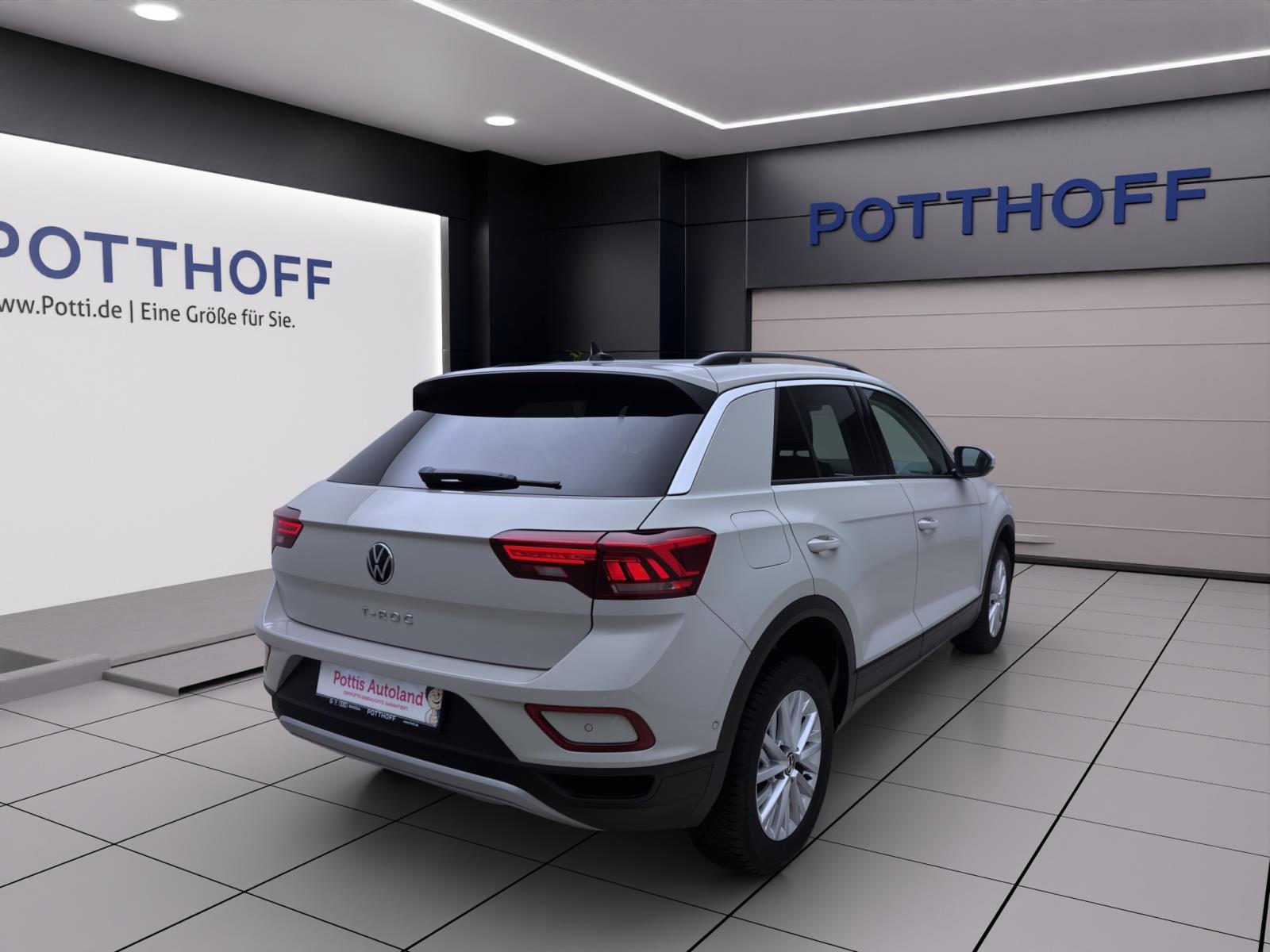 Volkswagen T-Roc 1.5 TSI DSG LIFE PDC LED LM16 KLIMA