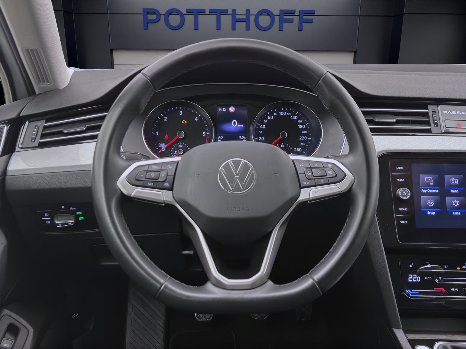 Volkswagen Passat Variant 2.0 TDI BUSINESS NAVI KAMERA SITZHZG ACC