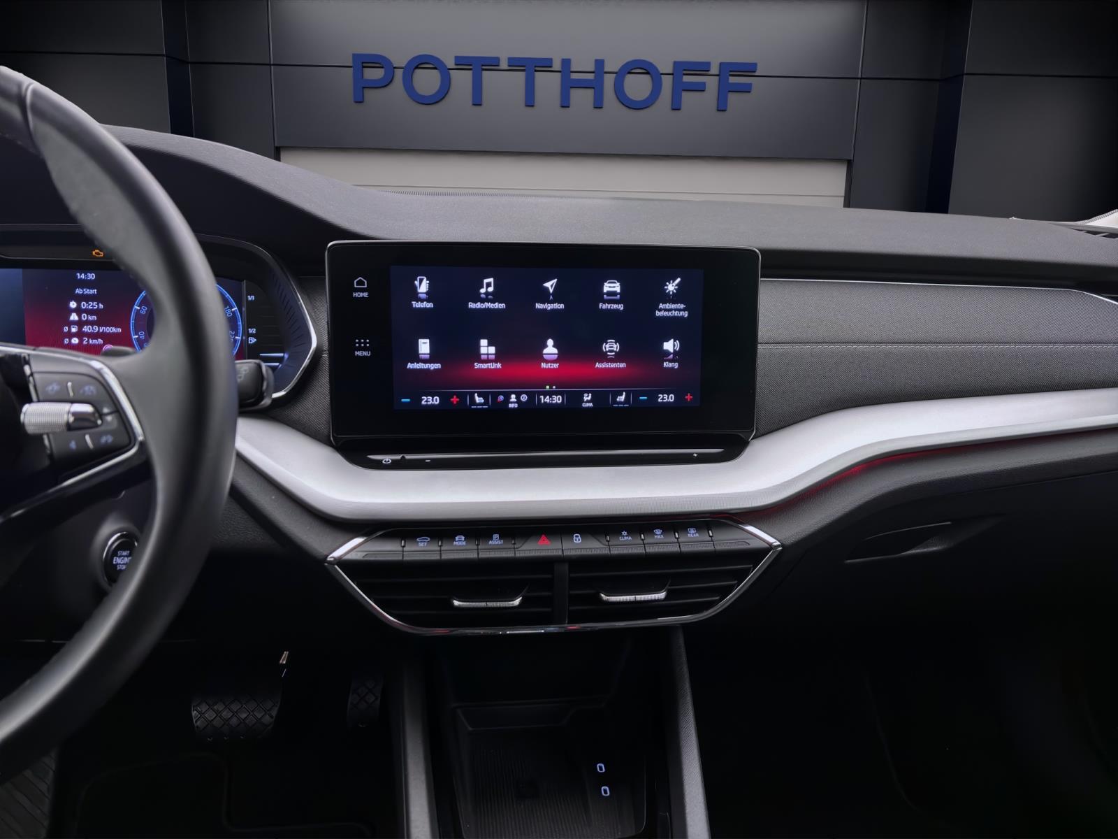 Skoda Octavia Combi 2.0 TDI DSG STYLE AHK NAVI SITZHZG HuD