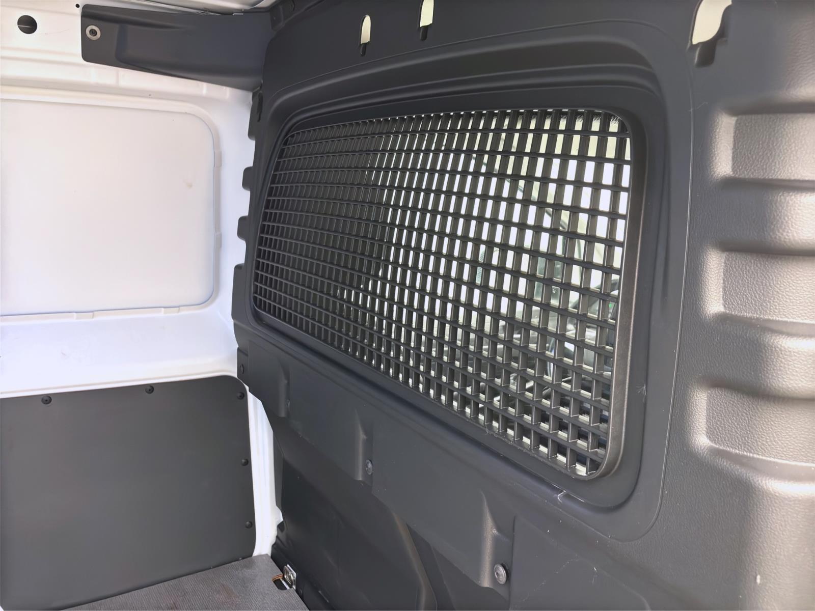 Volkswagen Caddy Cargo 2.0 TDI KASTEN KAMERA NAVI ACC