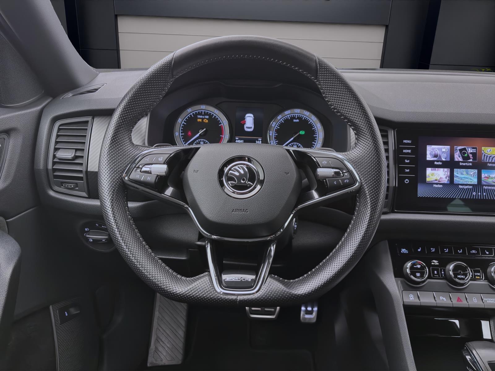 Skoda Kodiaq 2.0 TSI DSG 4x4 SPORTLINE STANDHZG AHK NAVI