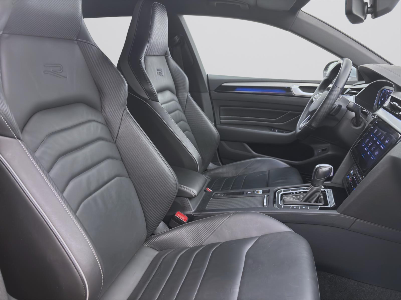 Volkswagen Arteon Shooting Brake 2.0 TSI DSG R-LINE ACC PDC LEDER NAVI