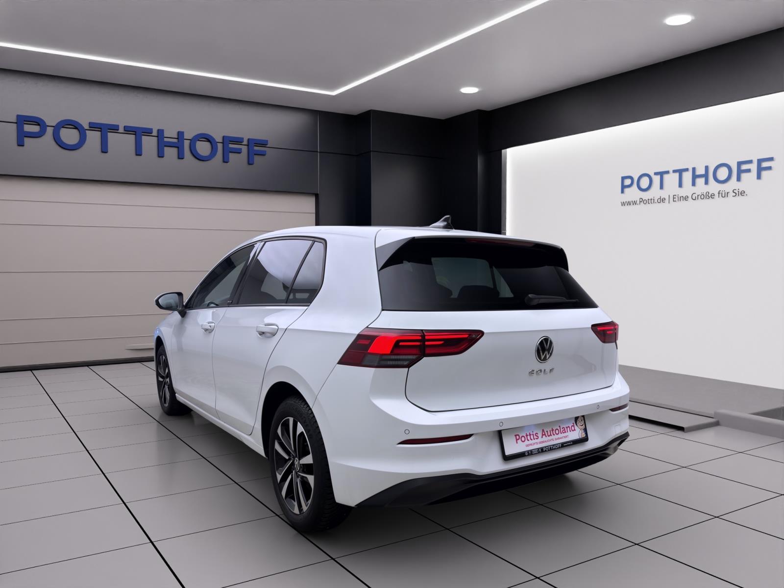 Volkswagen Golf 1.0 TSI UNITED NAVI LED SITZHZG DAB+