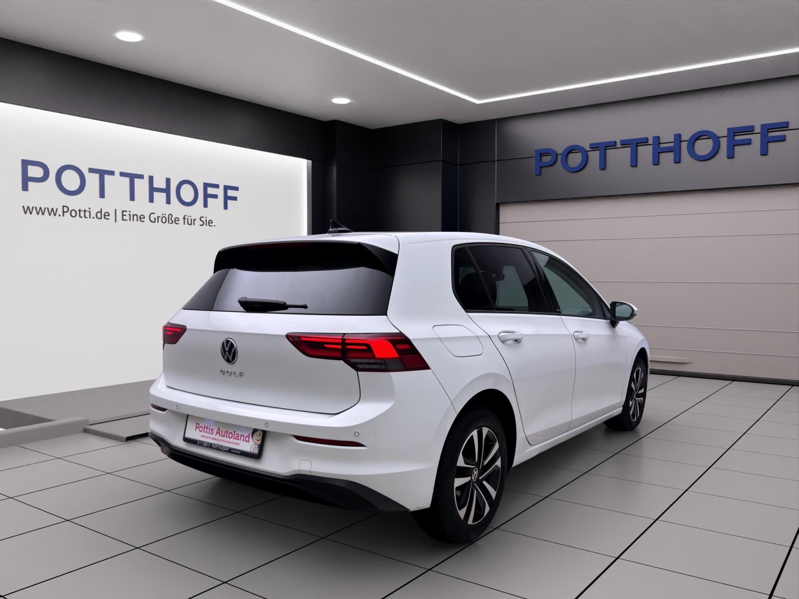 Volkswagen Golf 1.0 TSI UNITED NAVI LED SITZHZG DAB+