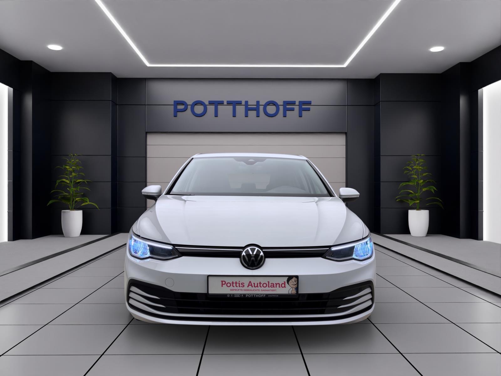 Volkswagen Golf 1.0 TSI UNITED NAVI LED SITZHZG DAB+