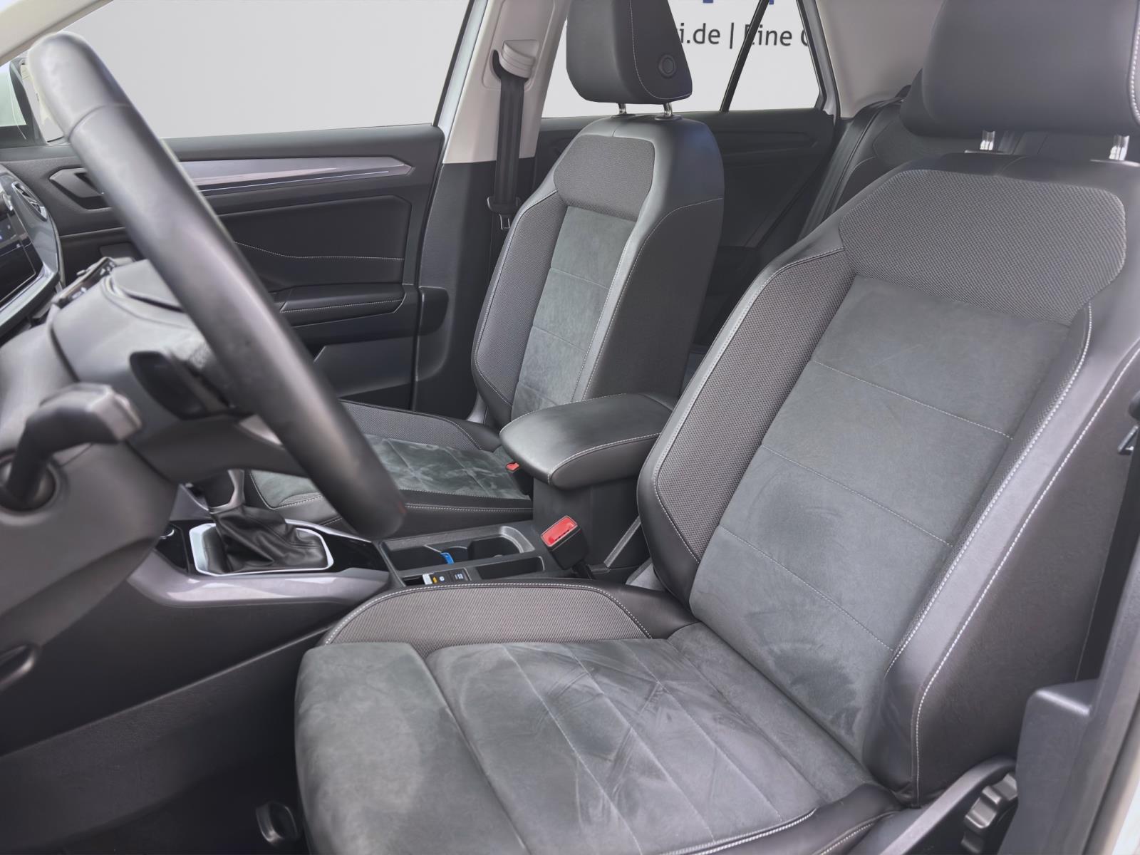 Volkswagen T-Roc 1.5 TSI DSG STYLE NAVI KAMERA PDC LED