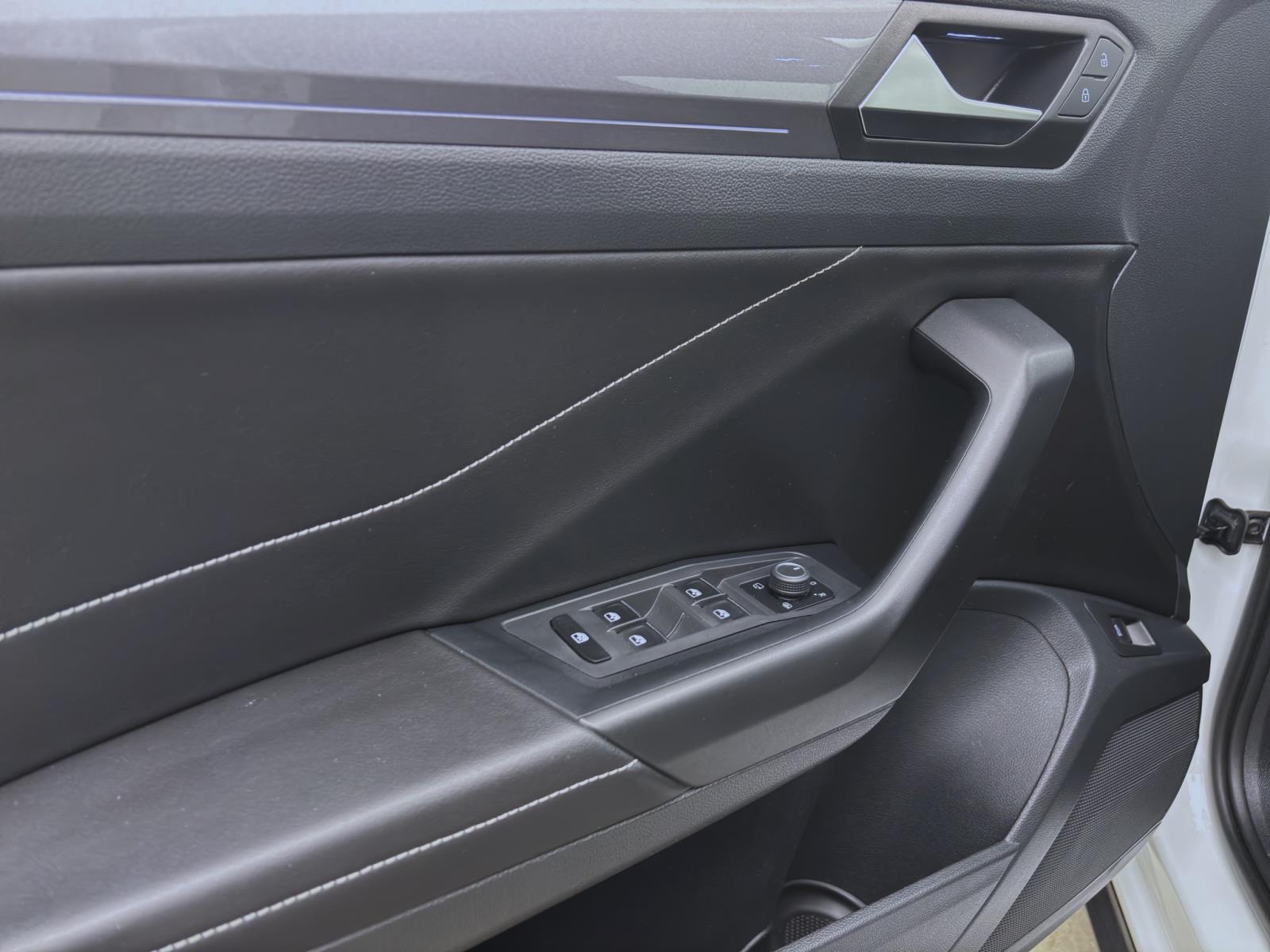Volkswagen T-Roc 1.5 TSI DSG STYLE NAVI KAMERA PDC LED