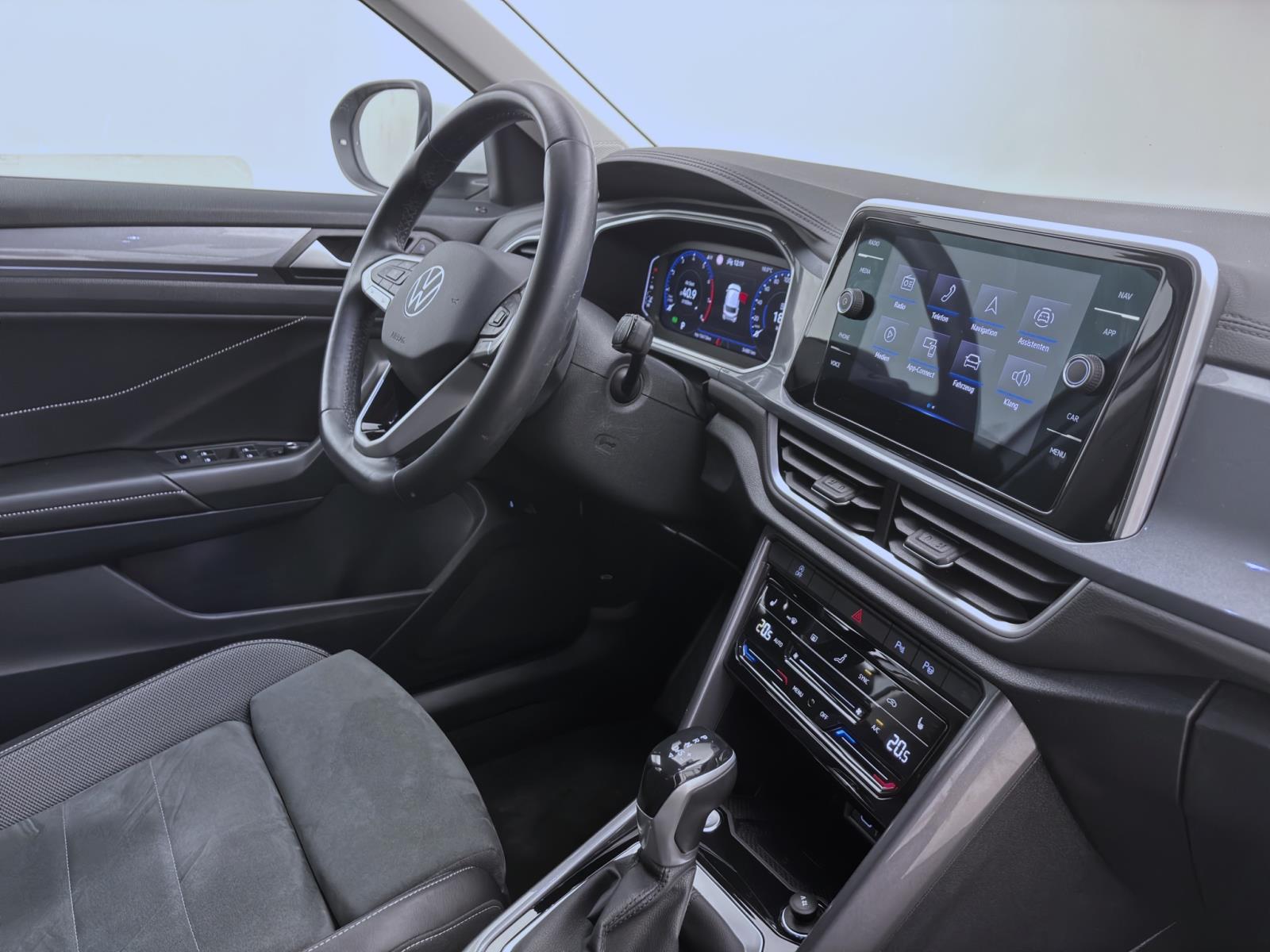 Volkswagen T-Roc 1.5 TSI DSG STYLE NAVI KAMERA PDC LED