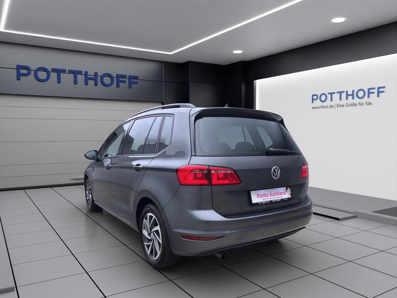 Volkswagen Golf Sportsvan 1.2 TSI DSG SOUND AHK NAVI ACC SITZHZG