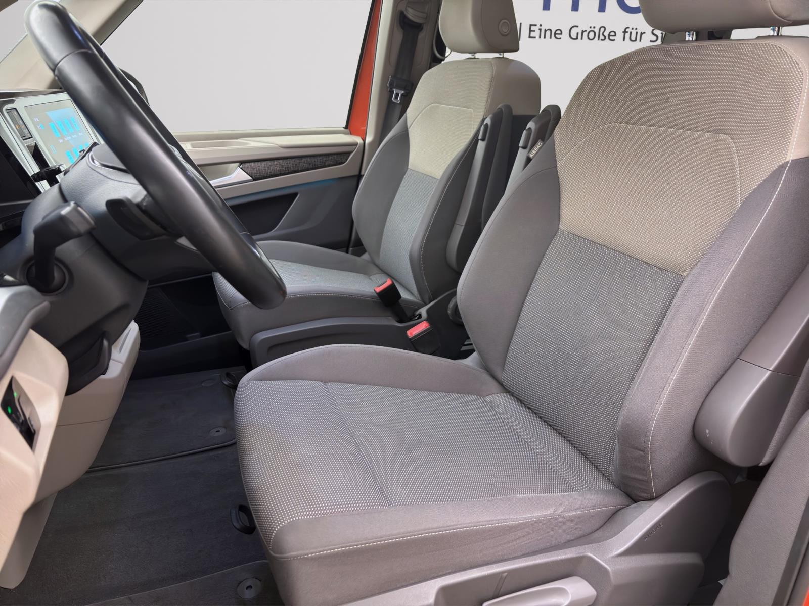 Volkswagen T7 Multivan 1.4 eHybrid DSG LIFE PANO AHK 360° NAVI