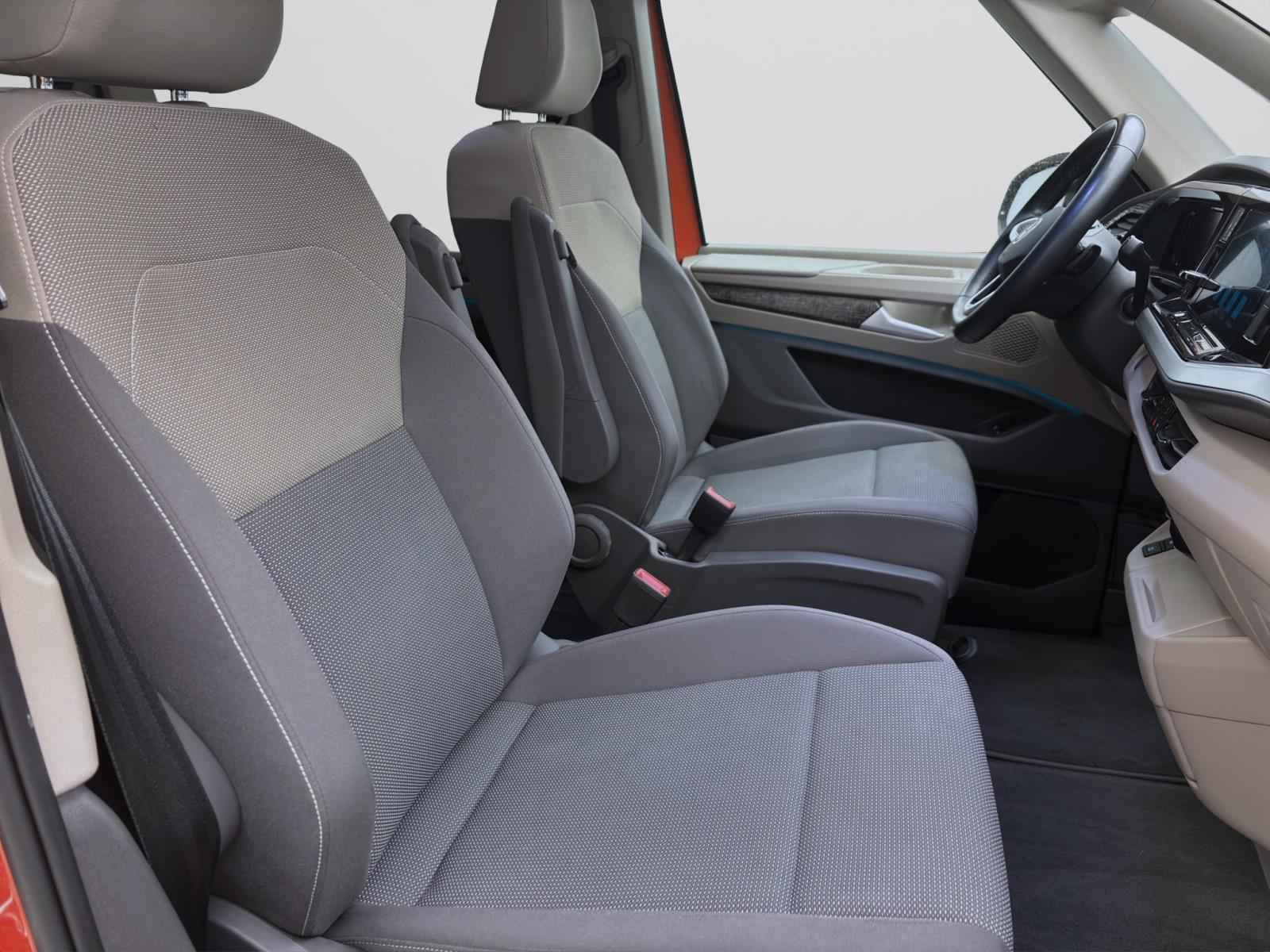 Volkswagen T7 Multivan 1.4 eHybrid DSG LIFE PANO AHK 360° NAVI