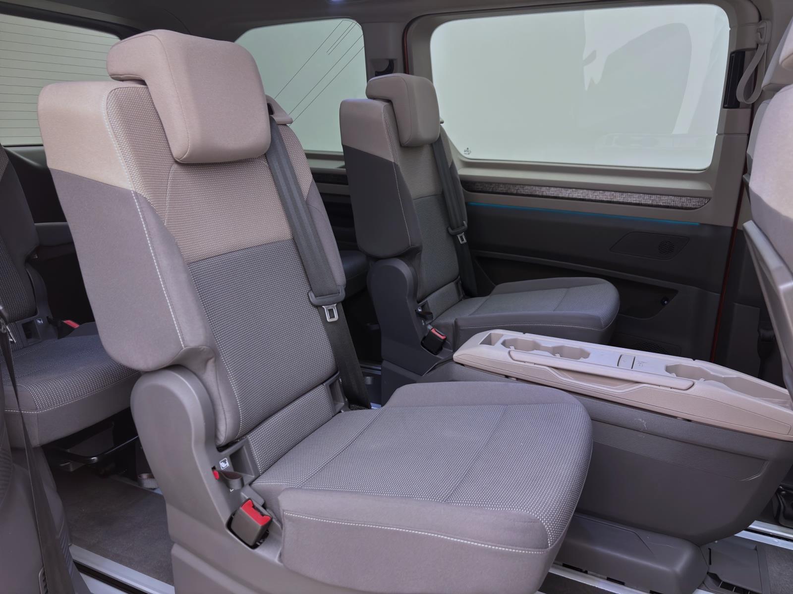 Volkswagen T7 Multivan 1.4 eHybrid DSG LIFE PANO AHK 360° NAVI
