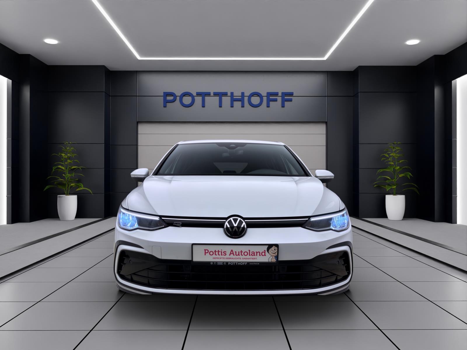 Volkswagen Golf 1.5 eTSI DSG R-LINE NAVI ACC LED SITZHZG