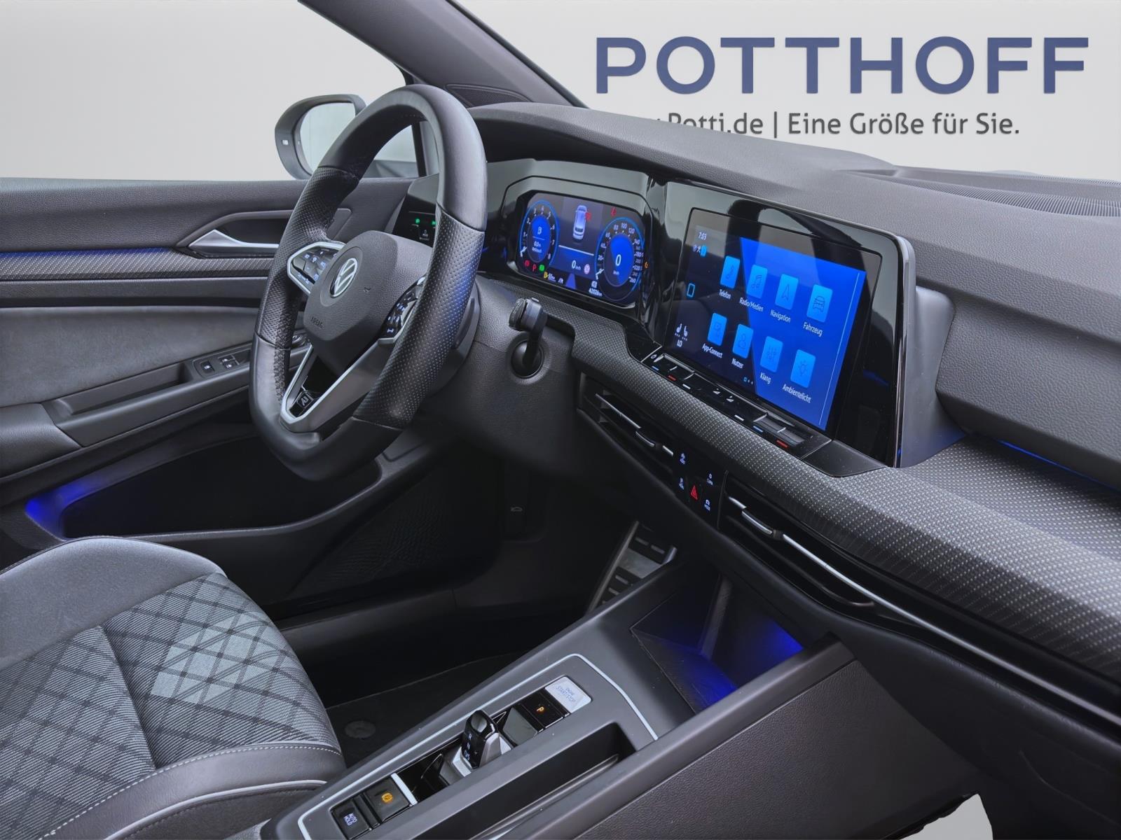 Volkswagen Golf 1.5 eTSI DSG R-LINE NAVI ACC LED SITZHZG