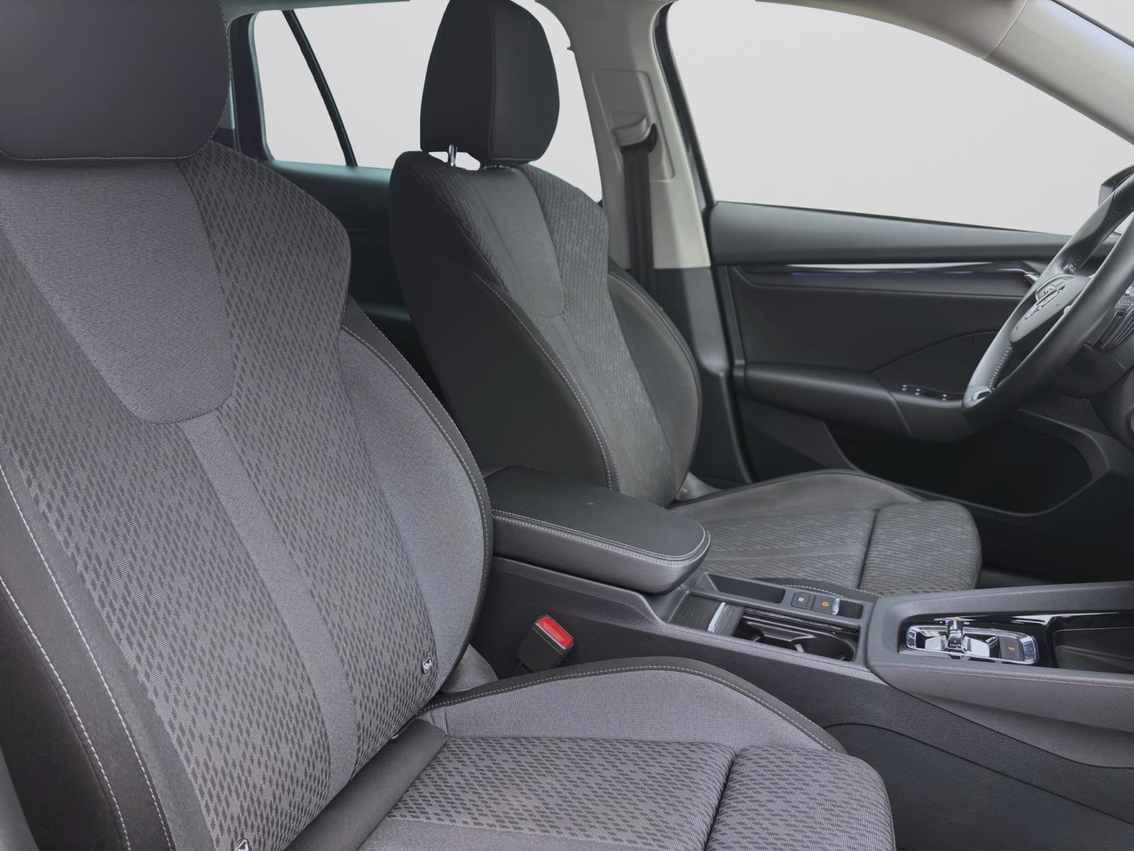 Skoda Octavia Combi 1.5 TSI e-TEC DSG CLEVER NAVI SITZHZG ACC LED