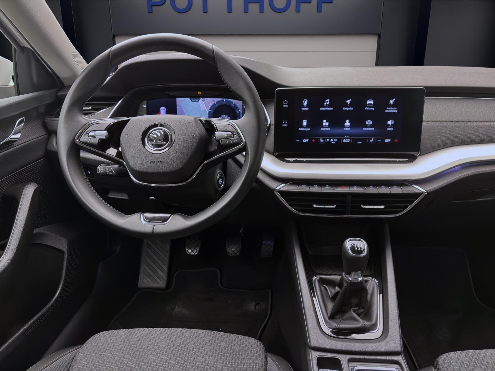 Skoda Octavia Combi 2.0 TDI STYLE NAVI KLIMA PDC SITZHZG