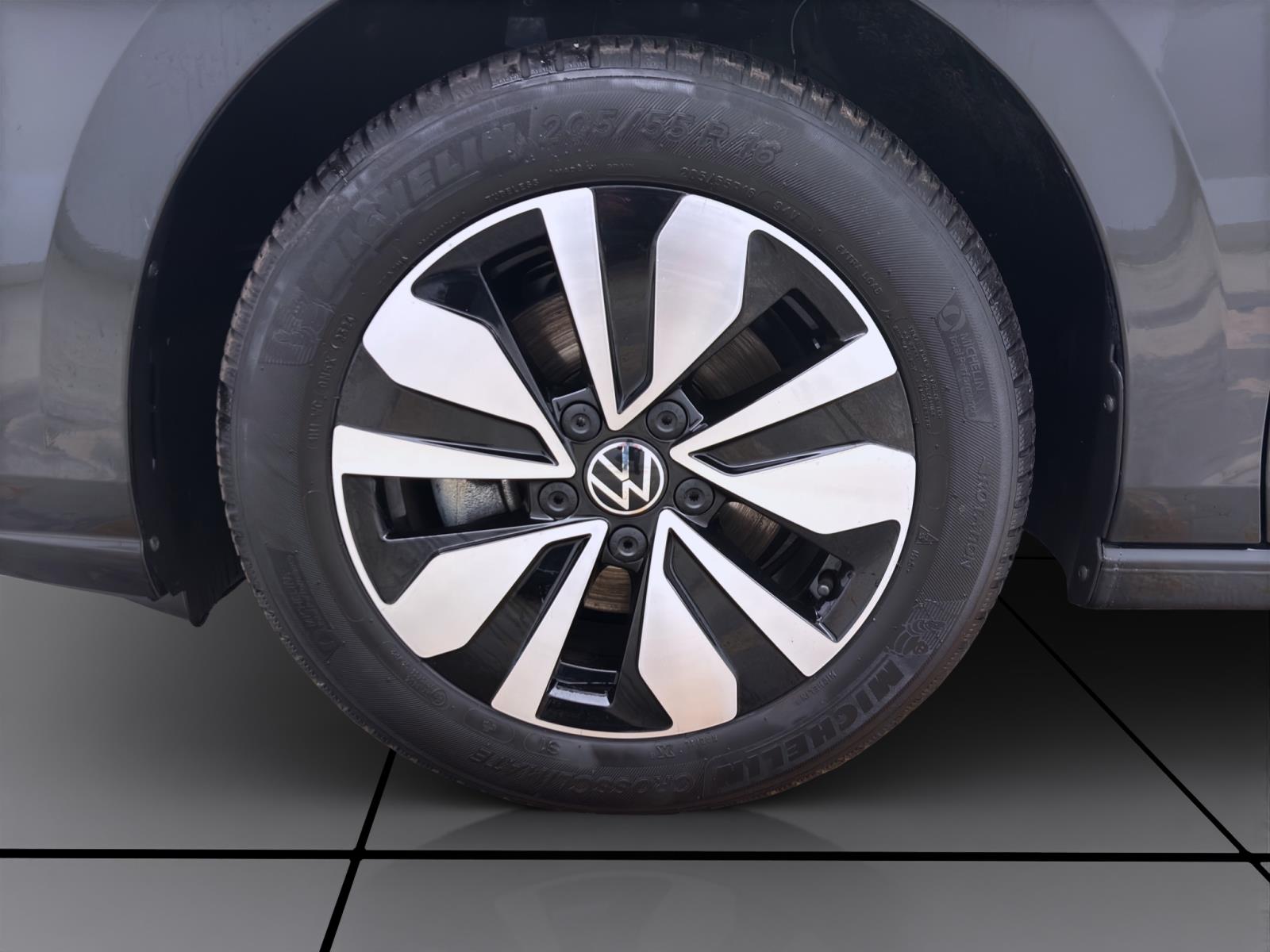 Volkswagen Golf 2.0 TDI DSG GOAL NAVI AHK KAMERA PDC