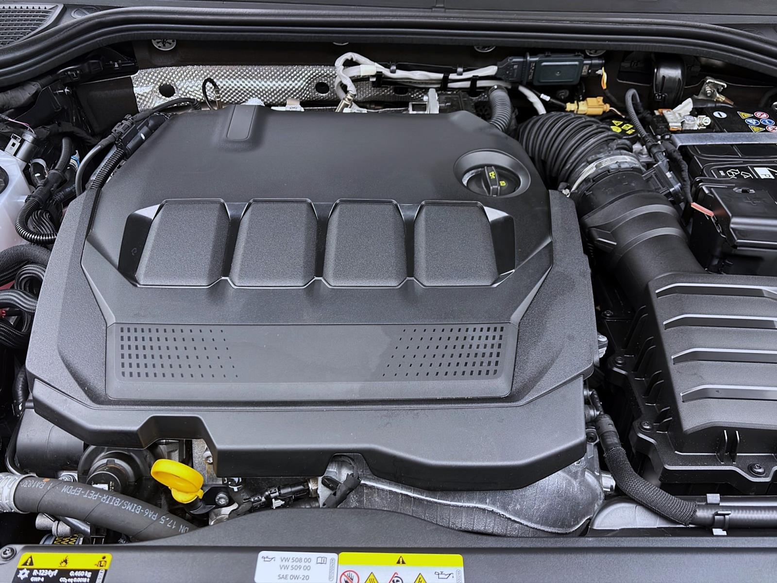 Volkswagen Golf 2.0 TDI DSG GOAL NAVI AHK KAMERA PDC