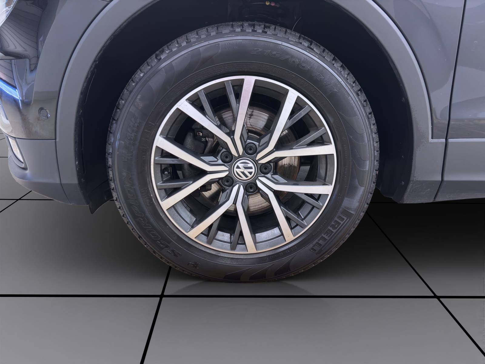 Volkswagen Tiguan 1.5 TSI COMFORTLINE SITZHZG KAMERA KLIMA