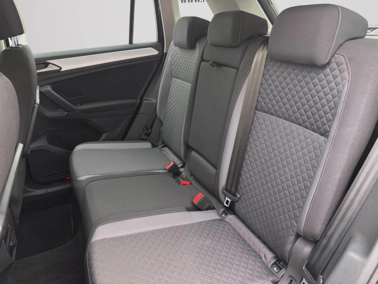 Volkswagen Tiguan 1.5 TSI COMFORTLINE SITZHZG KAMERA KLIMA