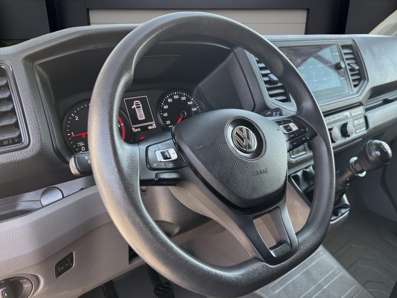 Volkswagen Crafter Kasten 35 2.0 TDI MITTELLANG FWD KAMERA NAVI AHK