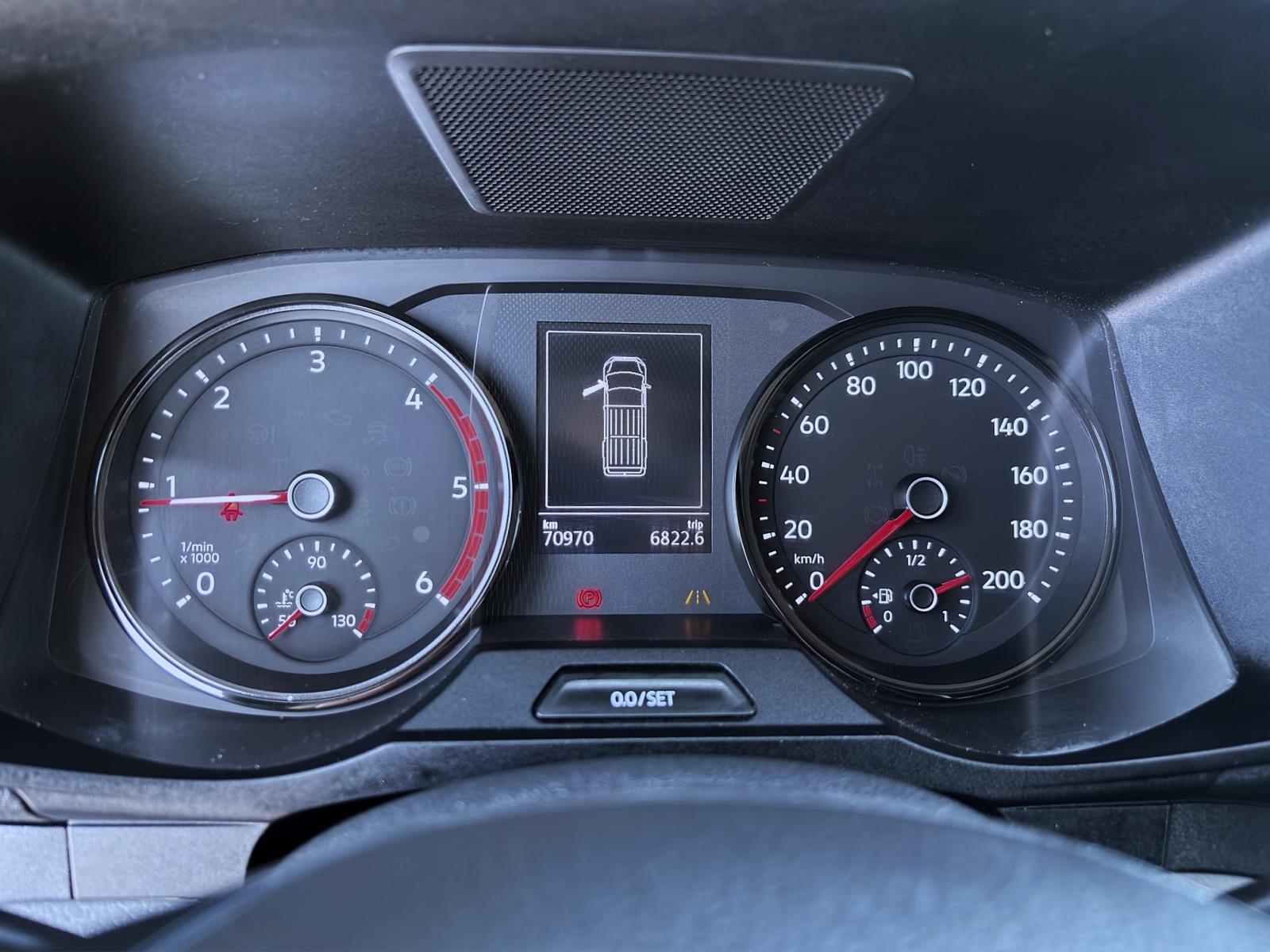 Volkswagen Crafter Kasten 35 2.0 TDI MITTELLANG FWD KAMERA NAVI AHK