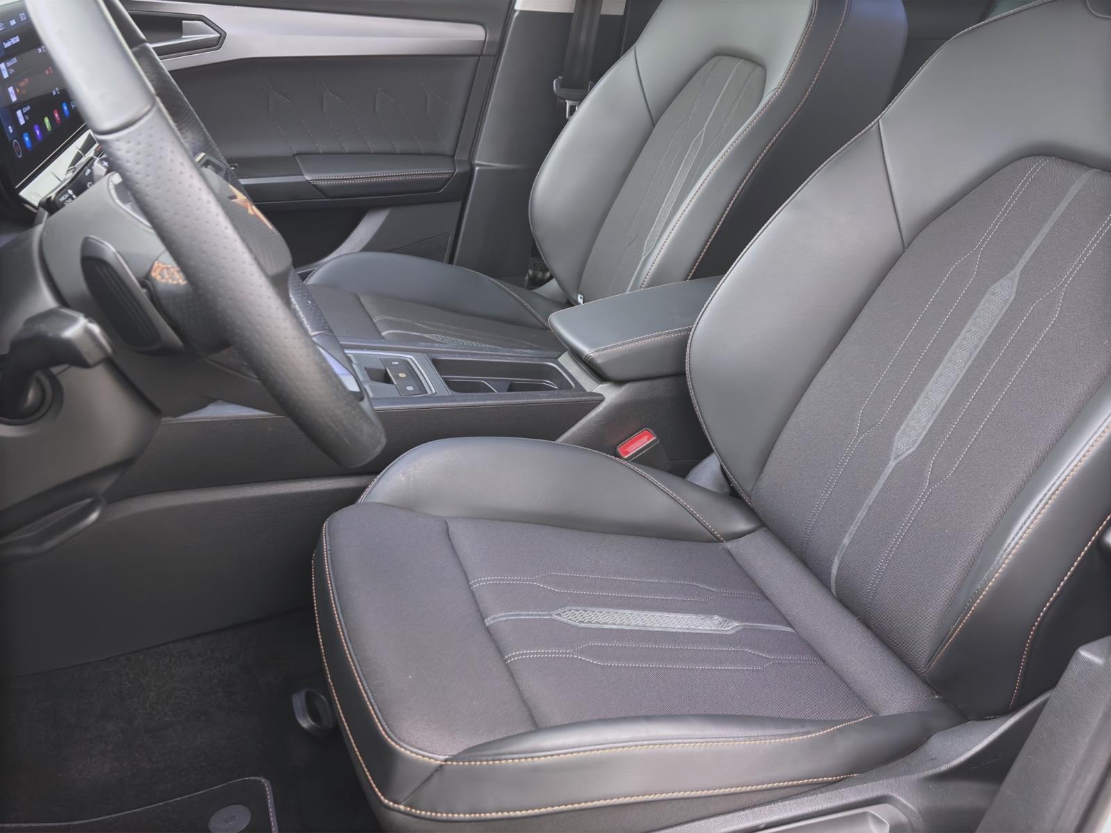 Cupra Formentor 1.4 eHybrid NAVI KLIMA PDC LED LM18