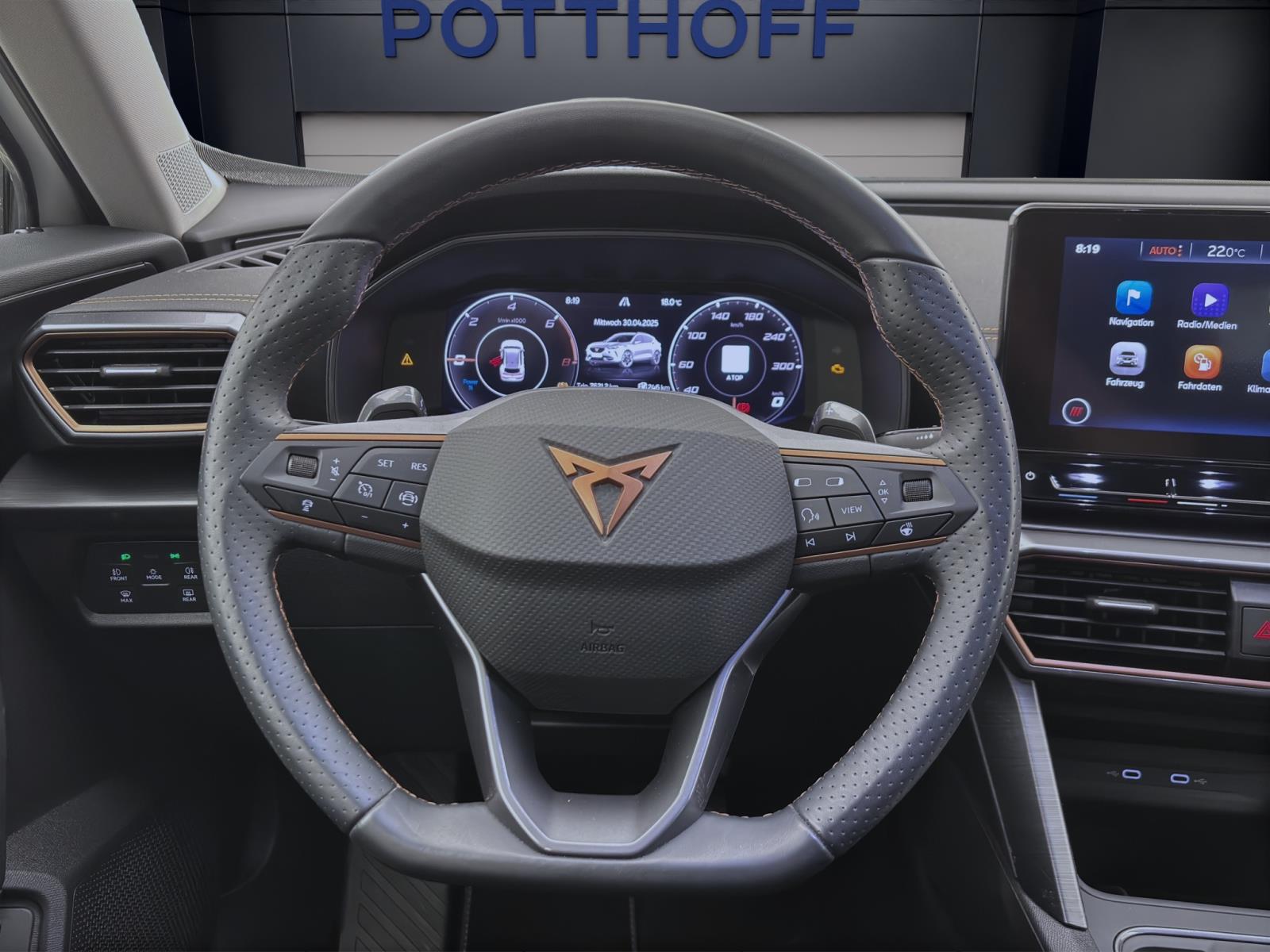 Cupra Formentor 1.4 eHybrid NAVI KLIMA PDC LED LM18
