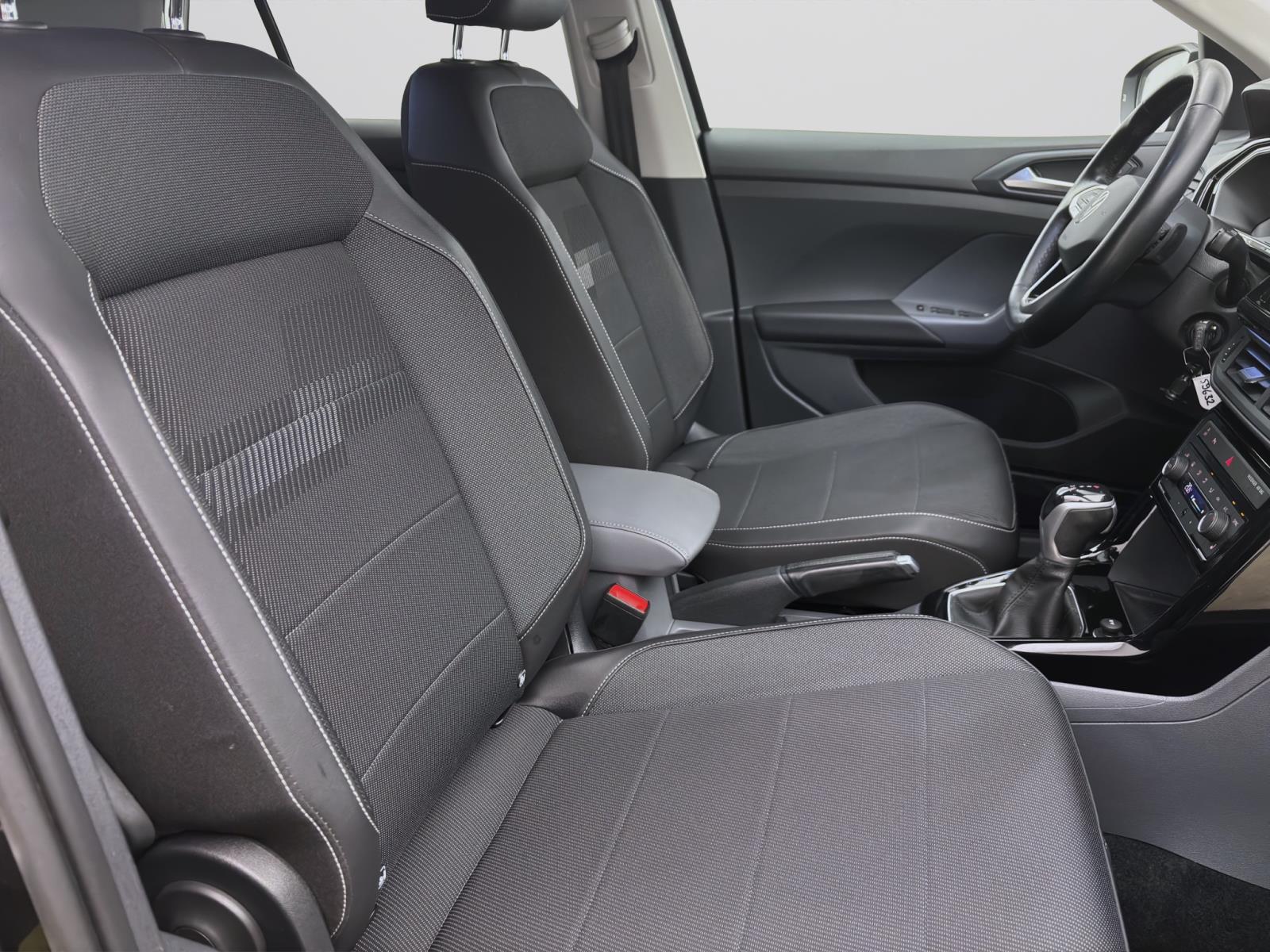 Volkswagen T-Cross 1.0 TSI DSG STYLE NAVI AHK KAMERA PDC
