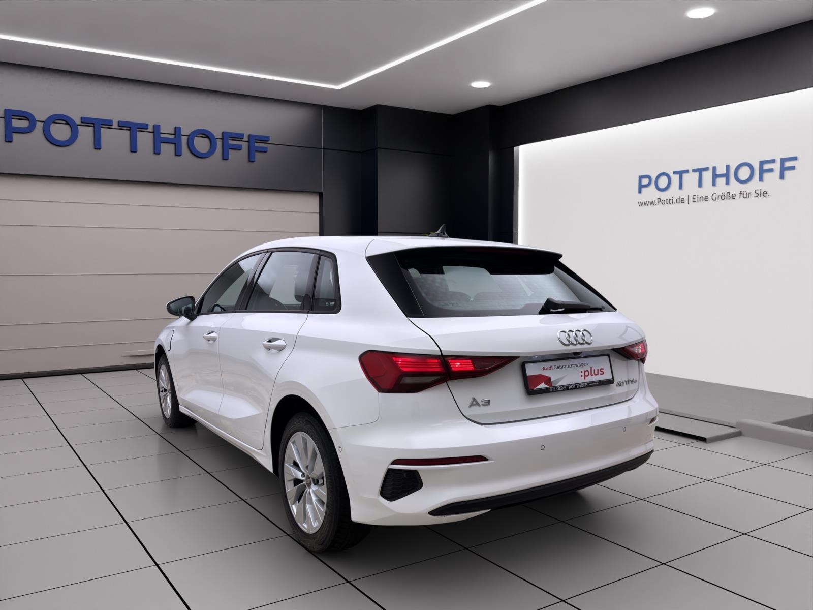 Audi A3 Sportback 40 TFSIe KAMERA GRA KLIMA LM16