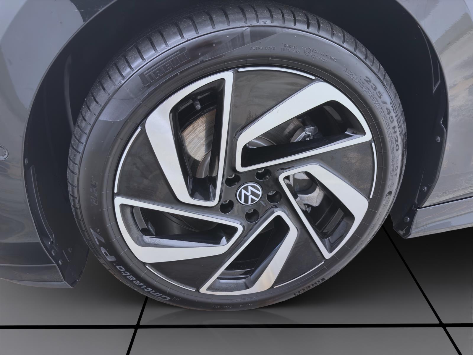 Volkswagen ID.7 Tourer PRO NAVI AHK KAMERA MATRIX