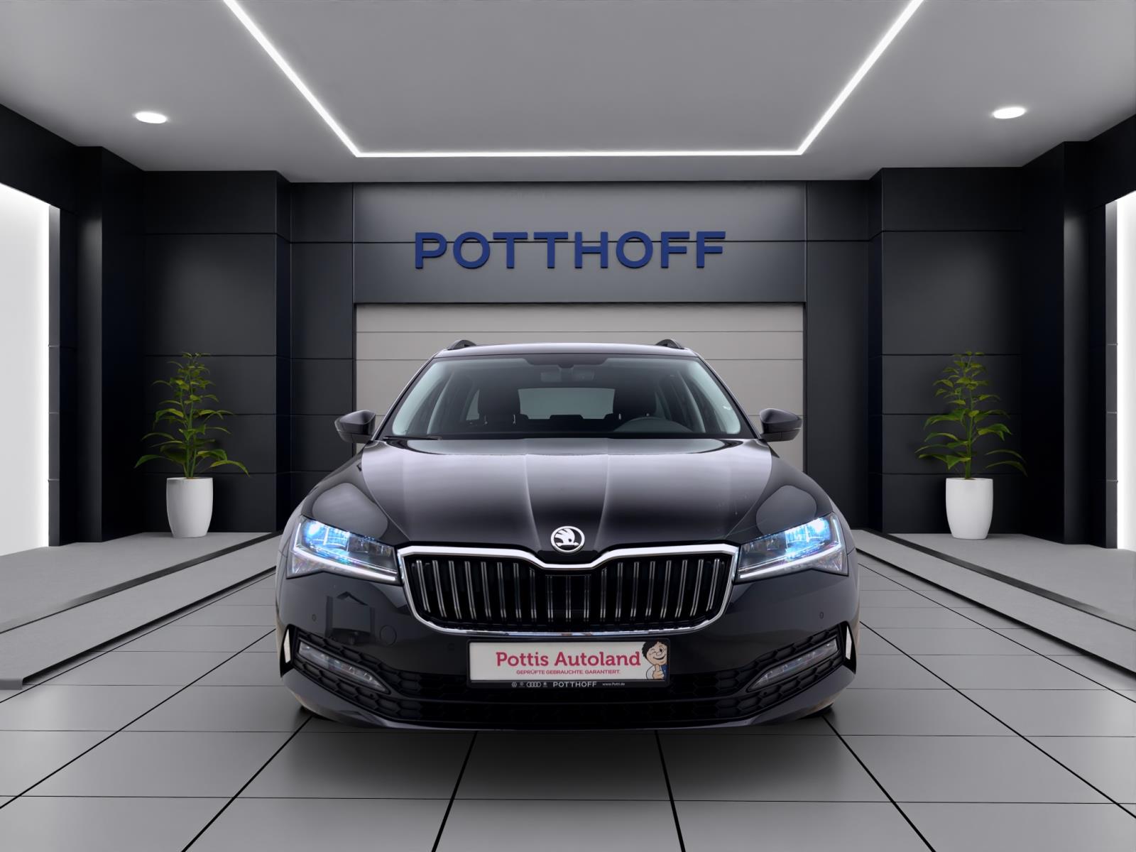 Skoda Superb Combi 1.5 TSI AMBITION AHK NAVI SITZHZG LED
