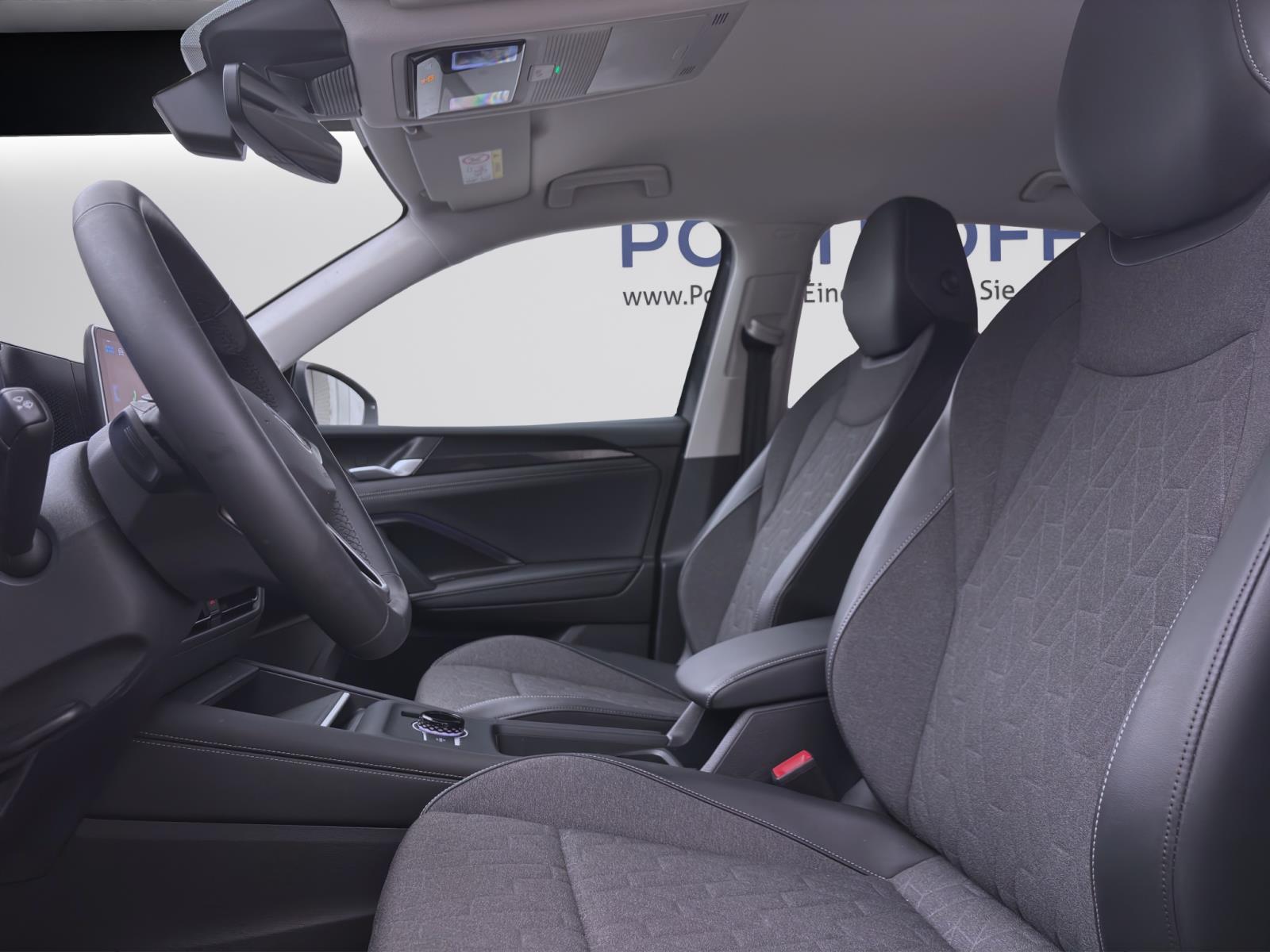 Volkswagen Tiguan 1.5 eTSI DSG LIFE NAVI AHK KAMERA PDC